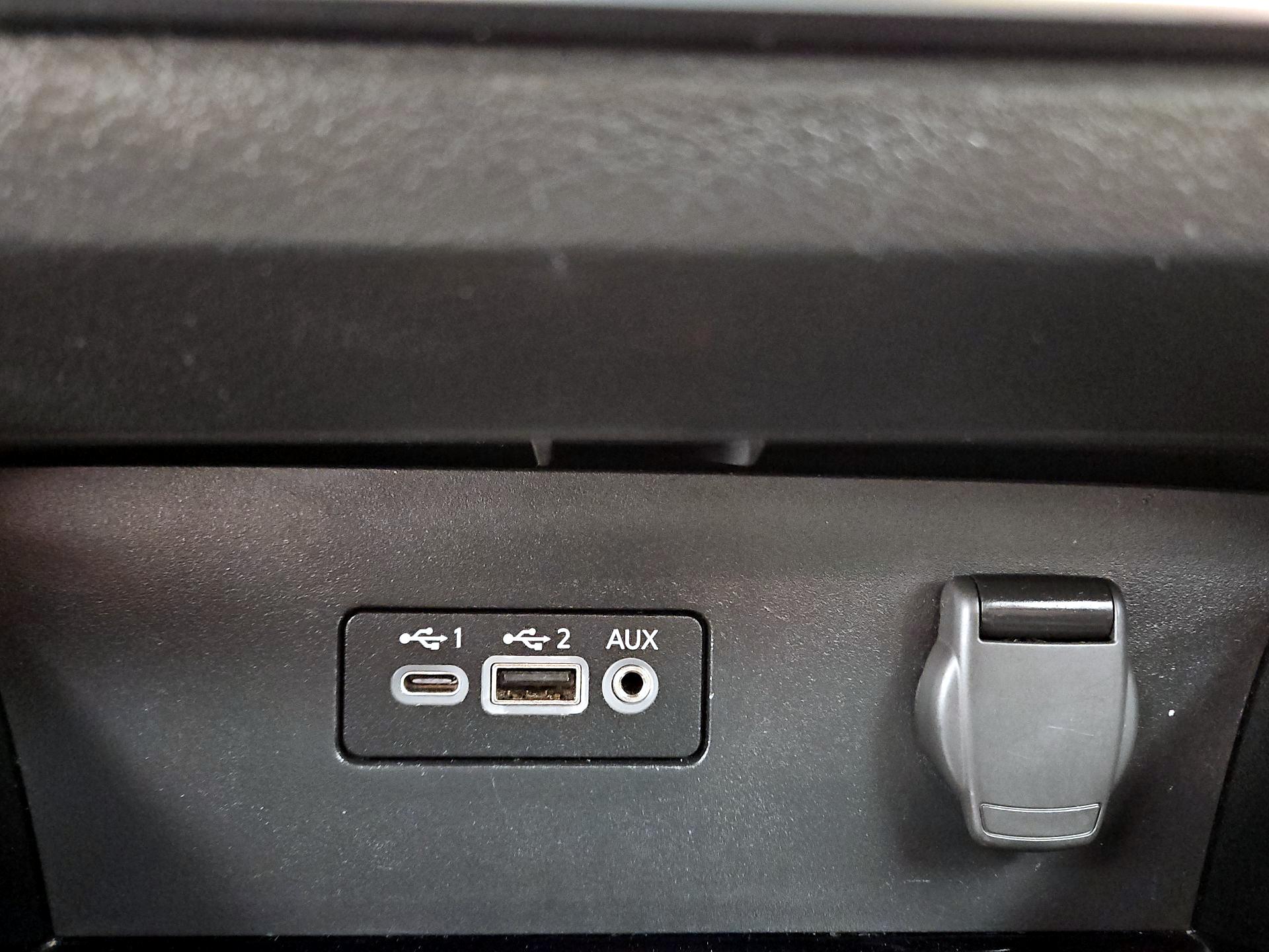 Thumbnail: 2023 Nissan Altima - 18