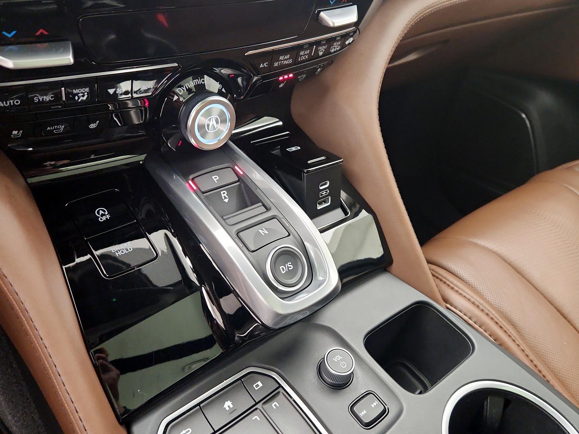 Thumbnail: 2022 Acura MDX - 18