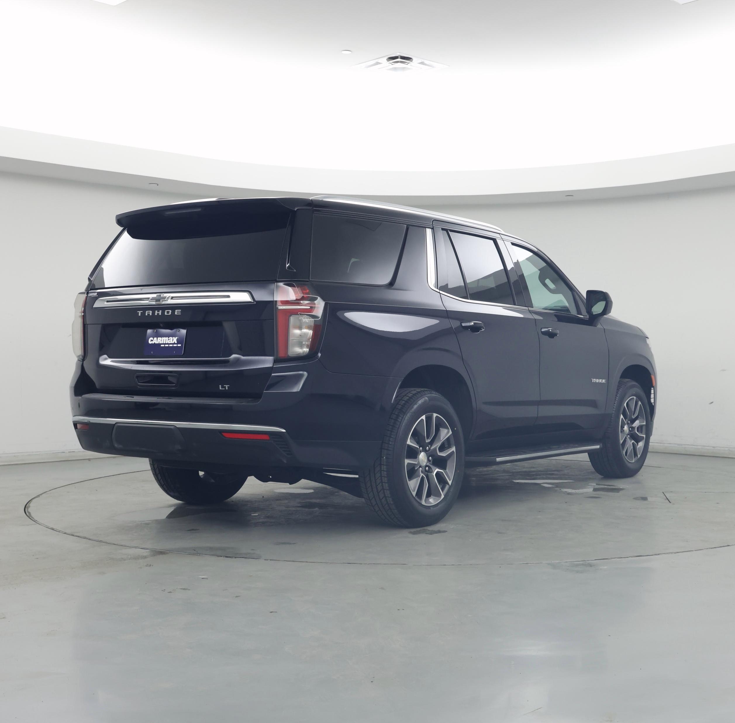 Thumbnail: 2023 Chevrolet Tahoe - 8