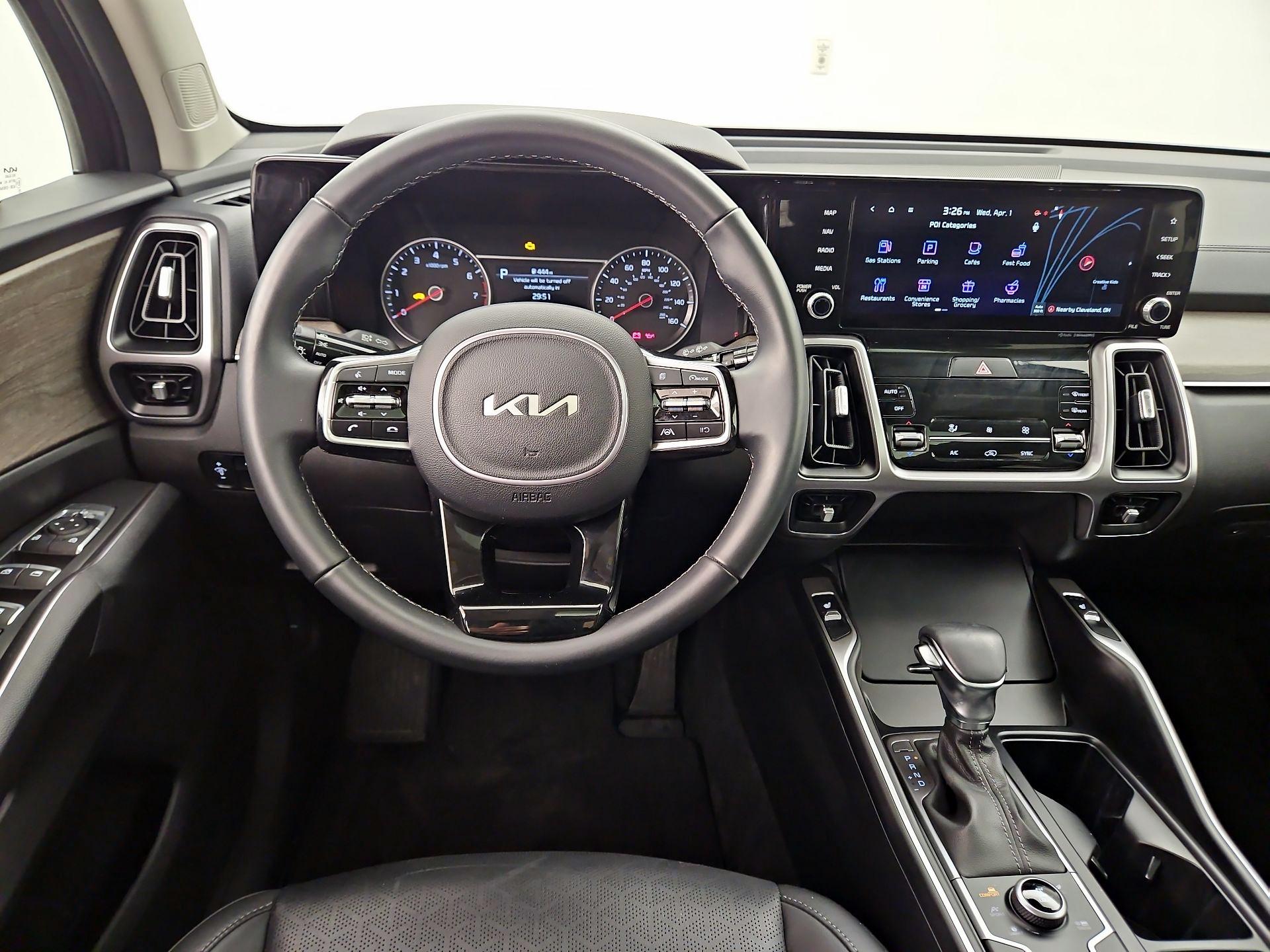 Thumbnail: 2023 Kia Sorento - 10