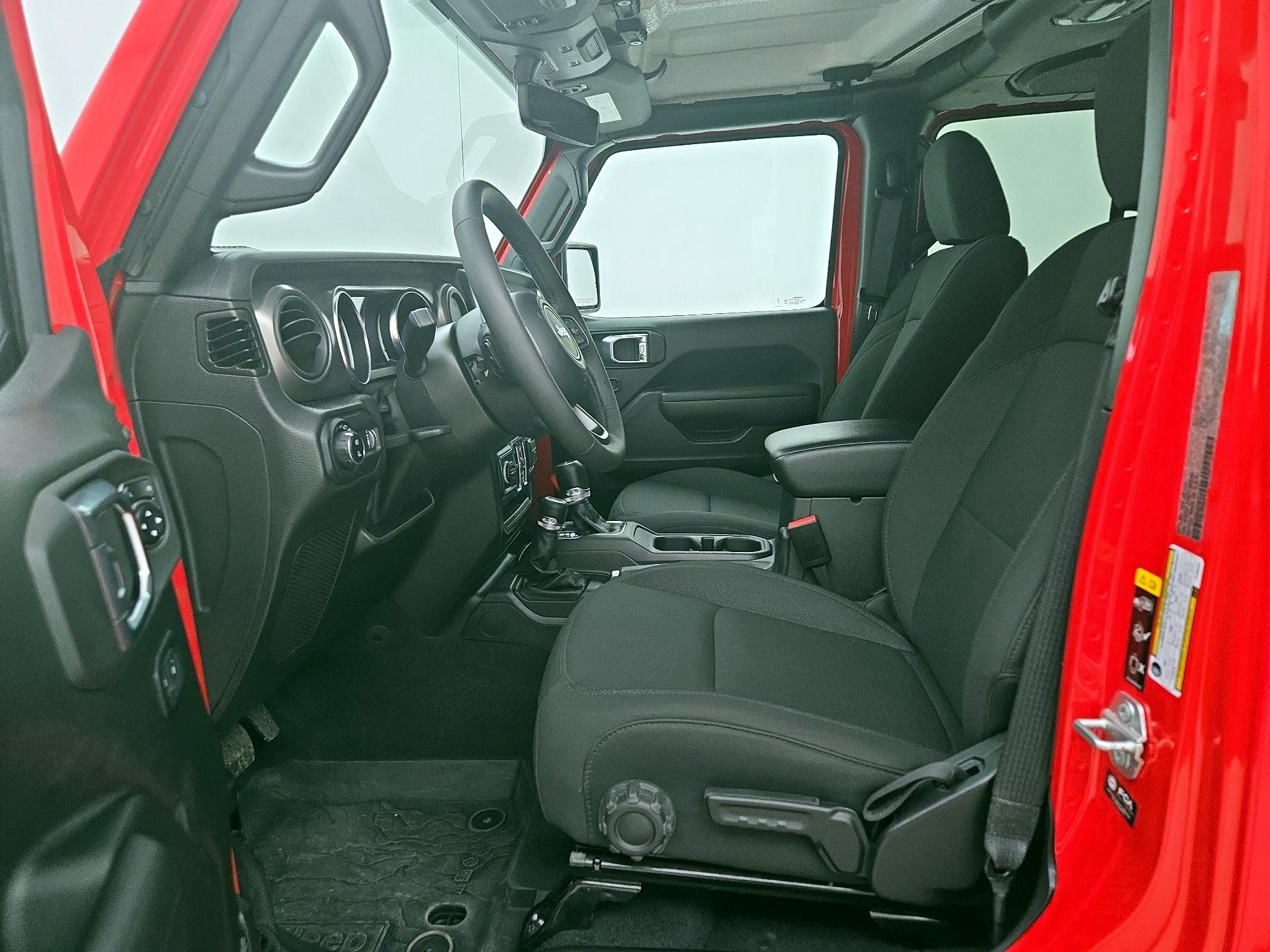 Thumbnail: 2023 Jeep Gladiator - 11