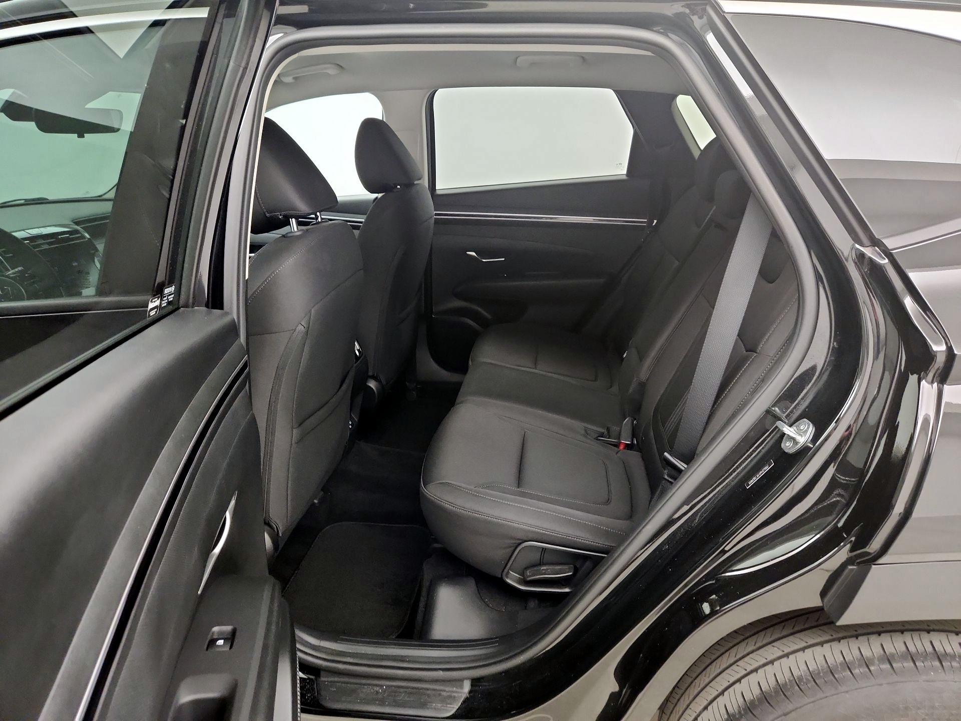 Thumbnail: 2023 Hyundai Tucson - 19