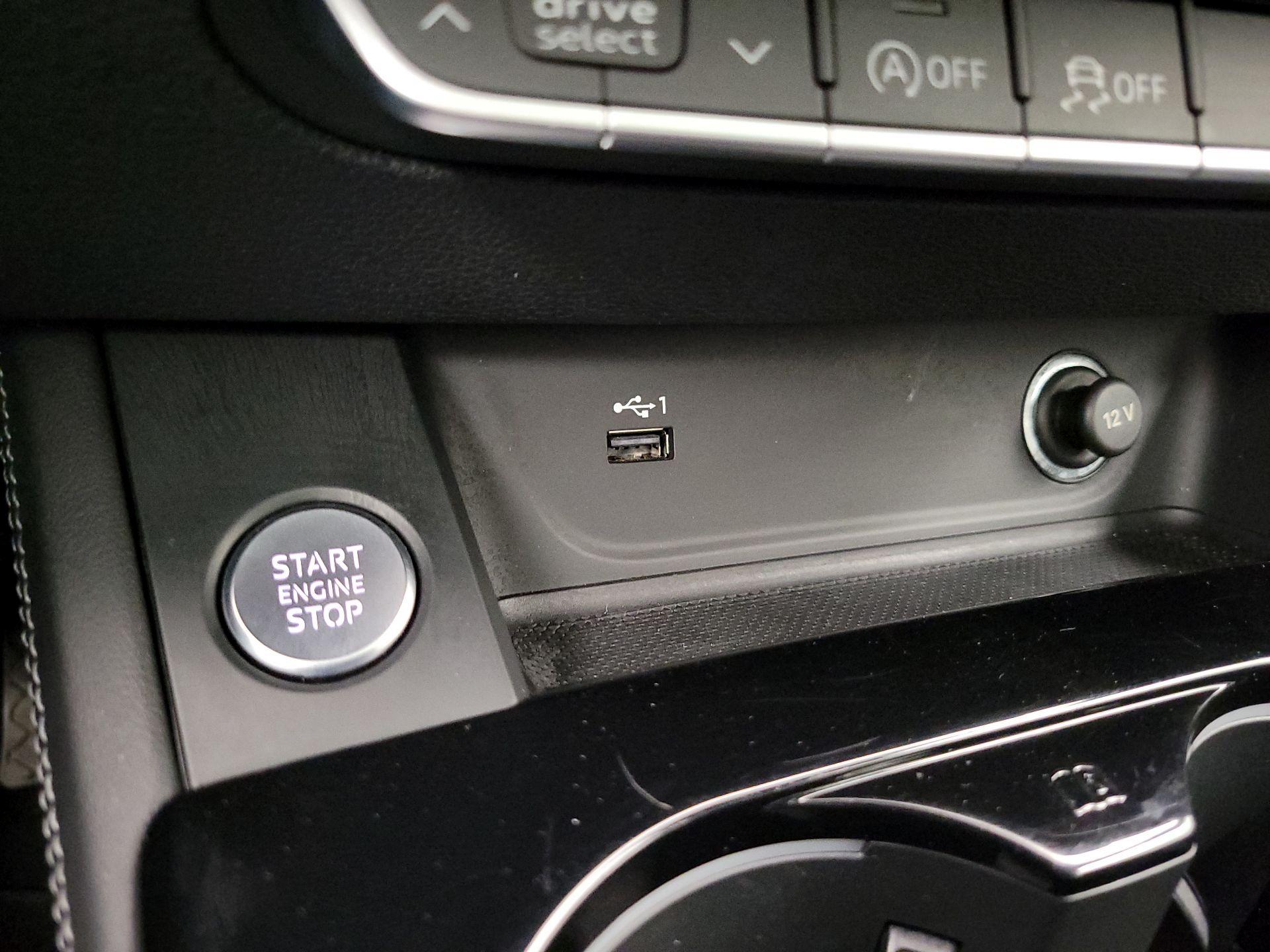 Thumbnail: 2023 Audi A4 - 18