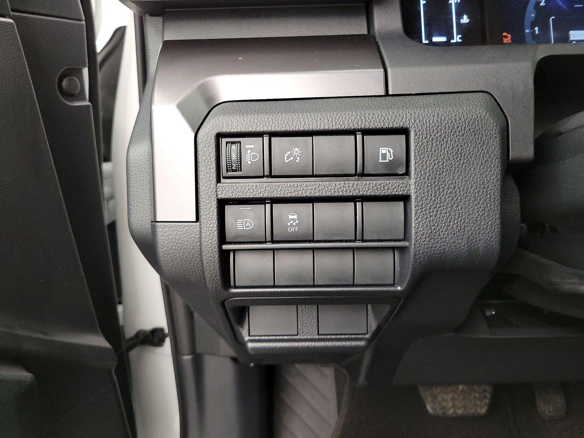 Thumbnail: 2025 Toyota 4Runner - 13