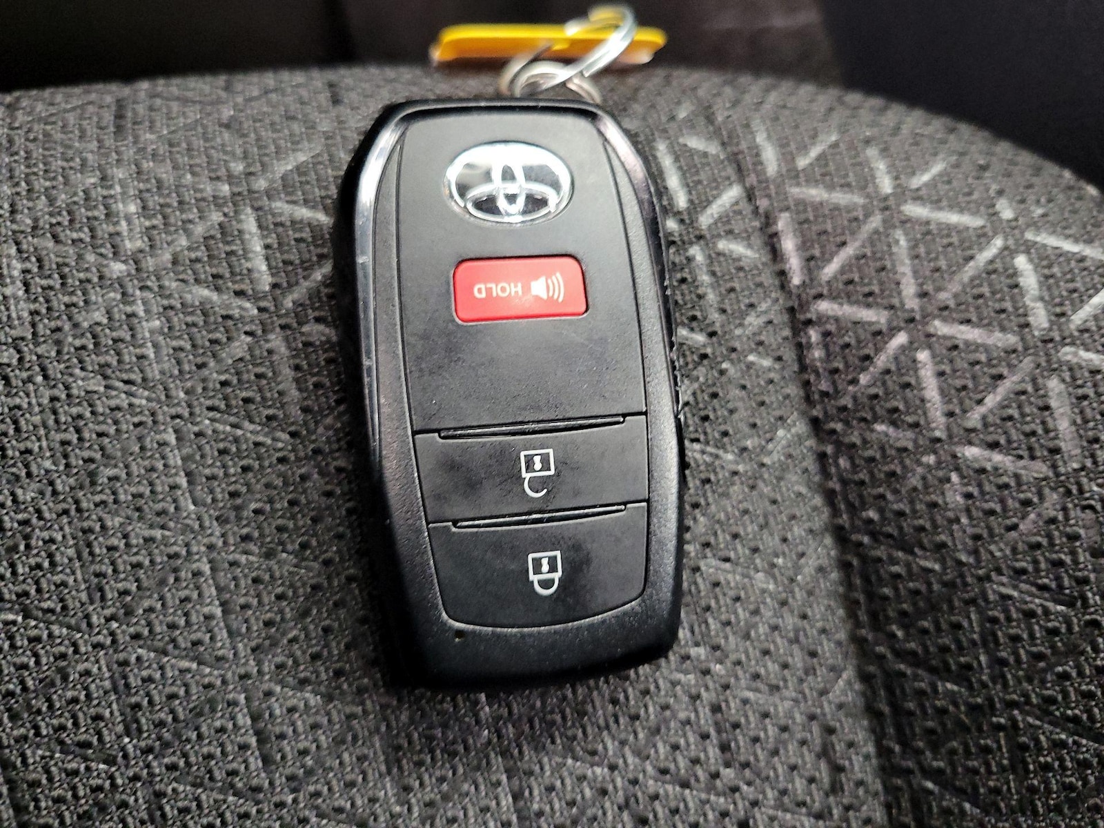 2025 Toyota 4Runner SR5 - Photo 23
