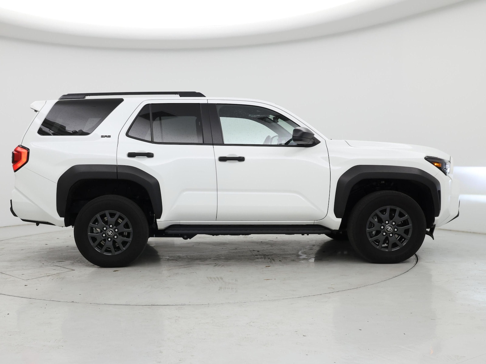 2025 Toyota 4Runner SR5 - Photo 8