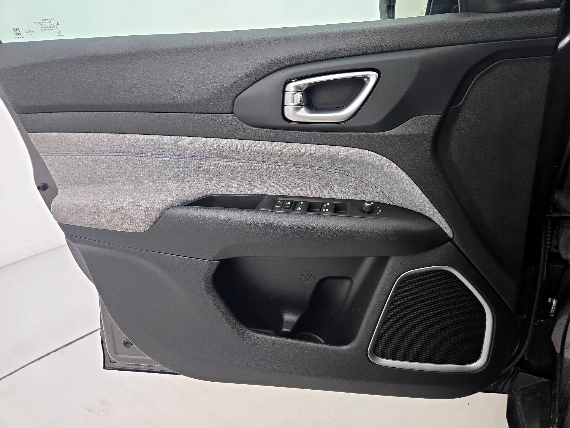 Thumbnail: 2022 Jeep Compass - 12