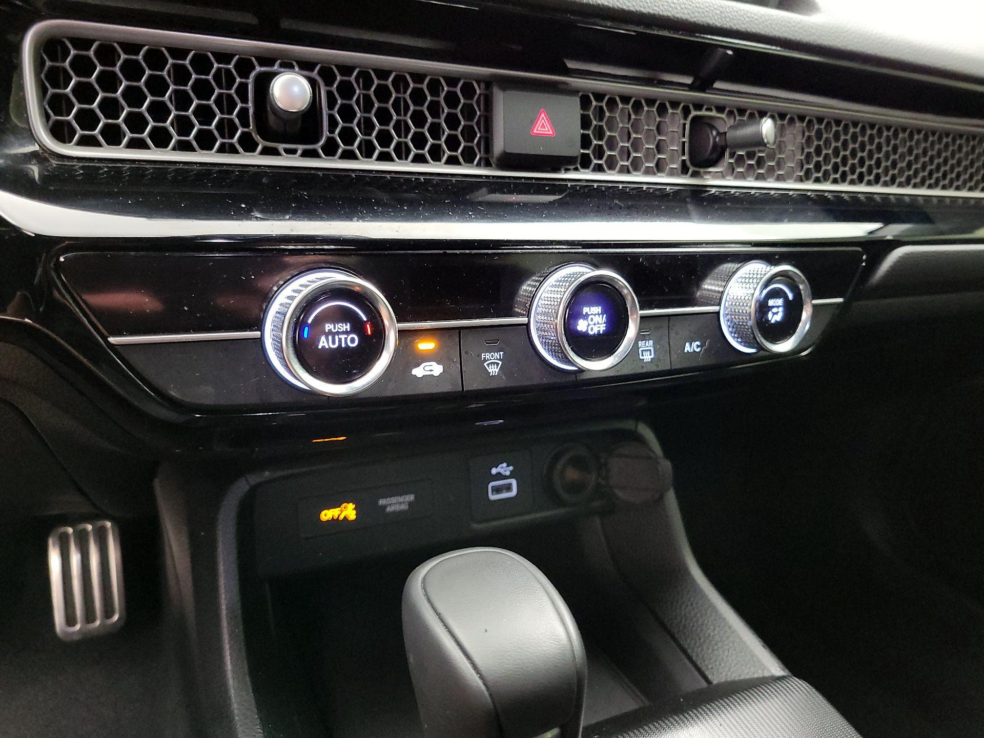 Thumbnail: 2024 Honda Civic - 16