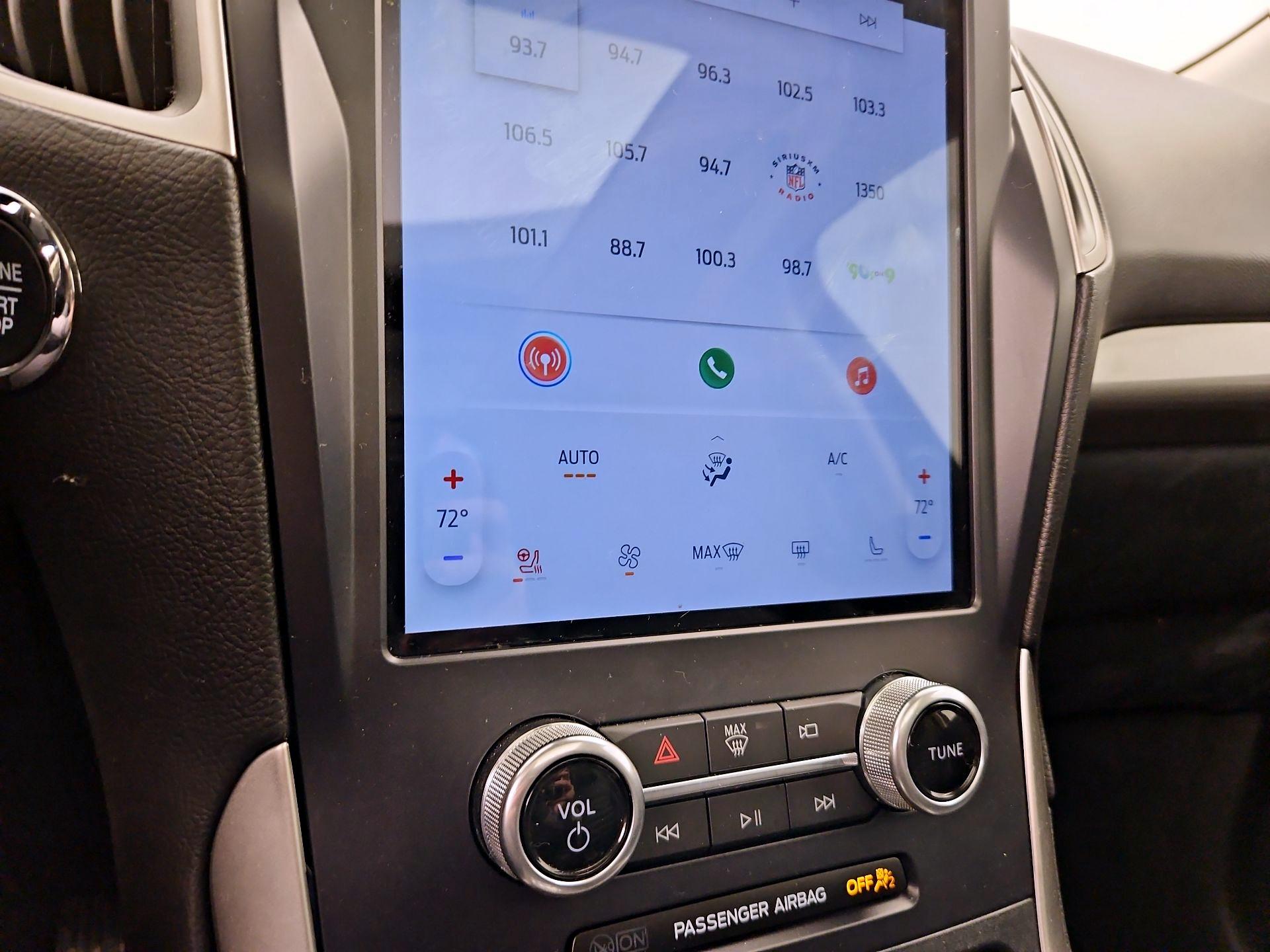 Thumbnail: 2023 Ford Edge - 16