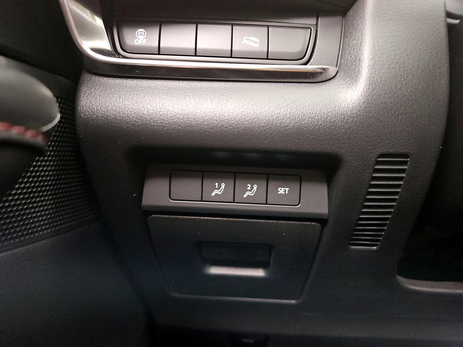 Thumbnail: 2022 Mazda CX-30 - 13