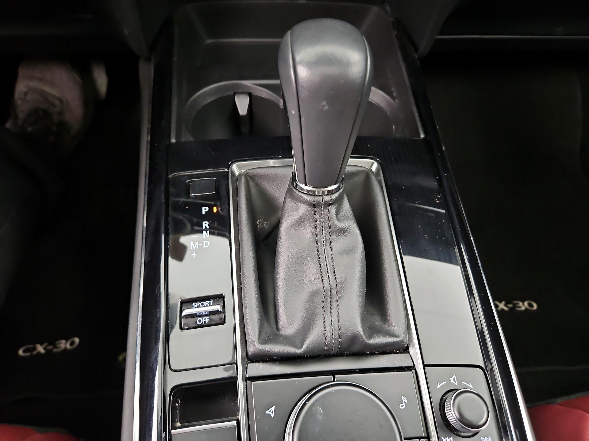 Thumbnail: 2022 Mazda CX-30 - 17