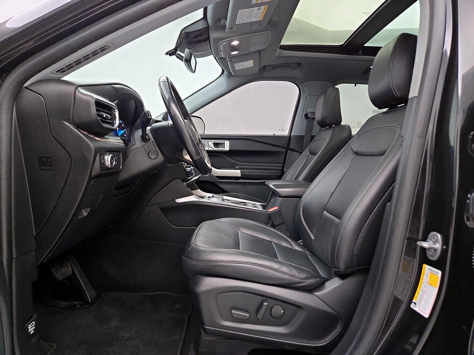 Thumbnail: 2022 Ford Explorer - 11