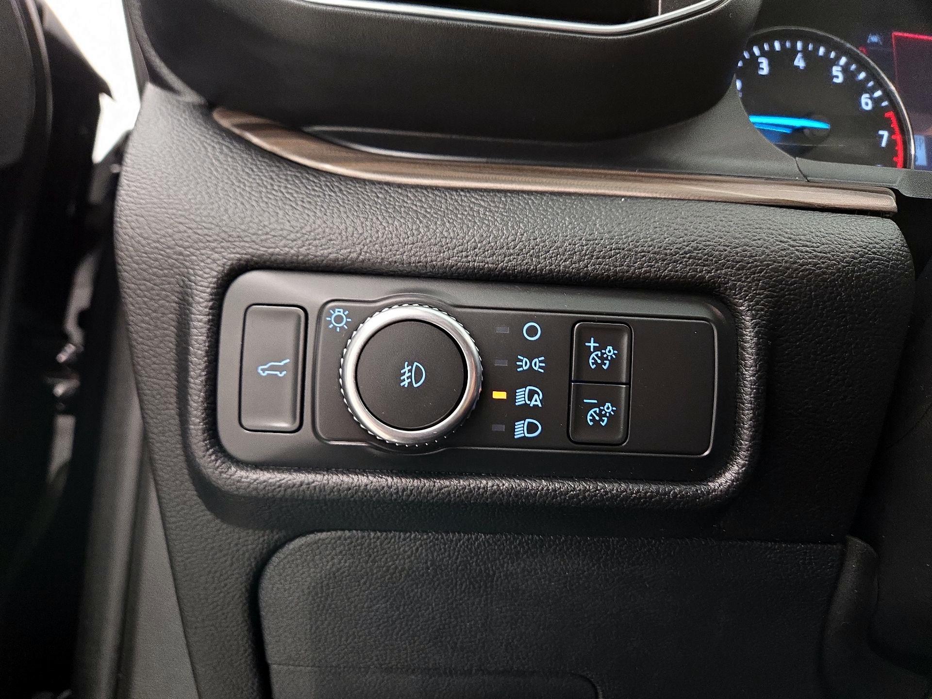 Thumbnail: 2022 Ford Explorer - 13