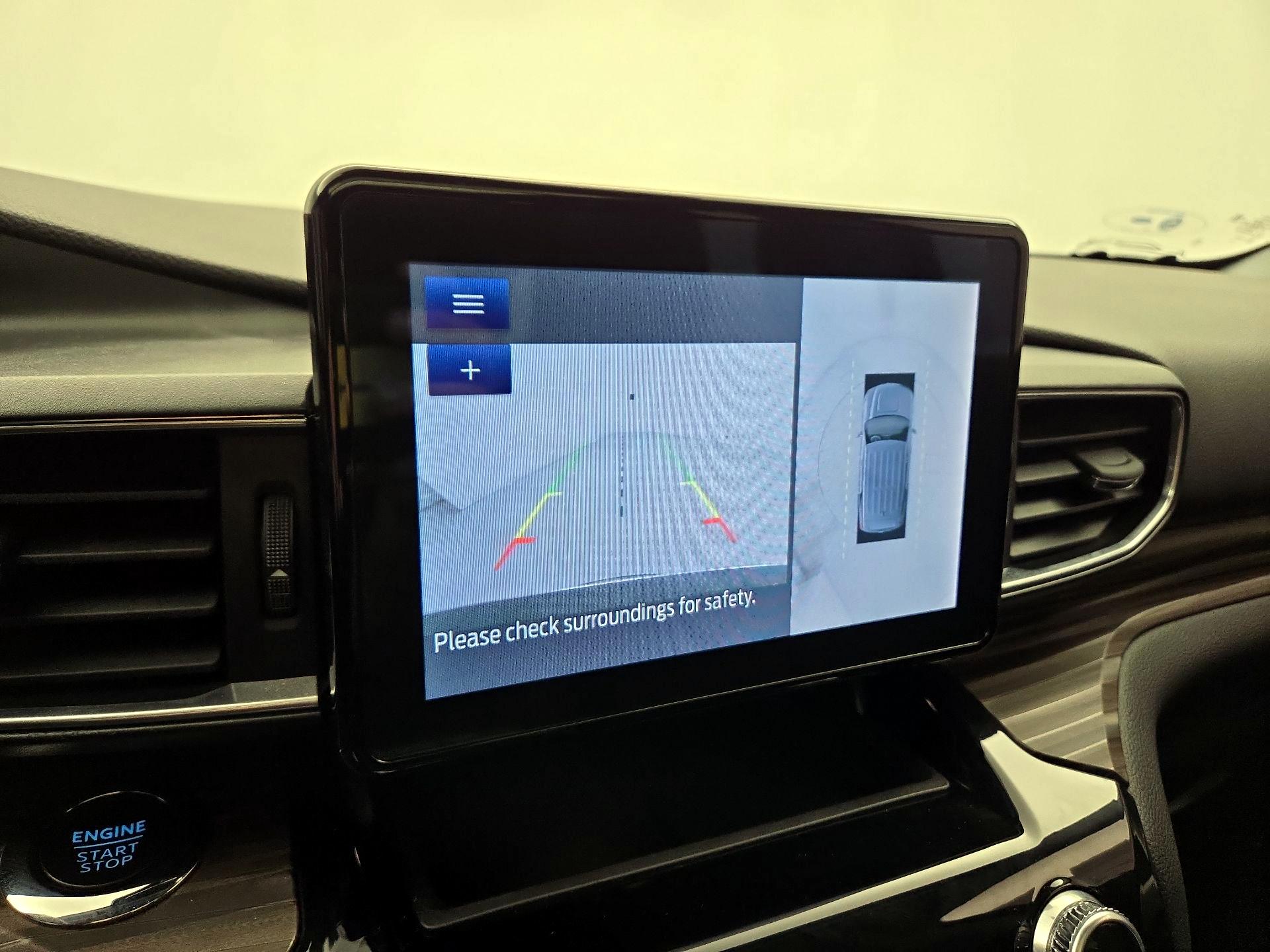 Thumbnail: 2022 Ford Explorer - 15