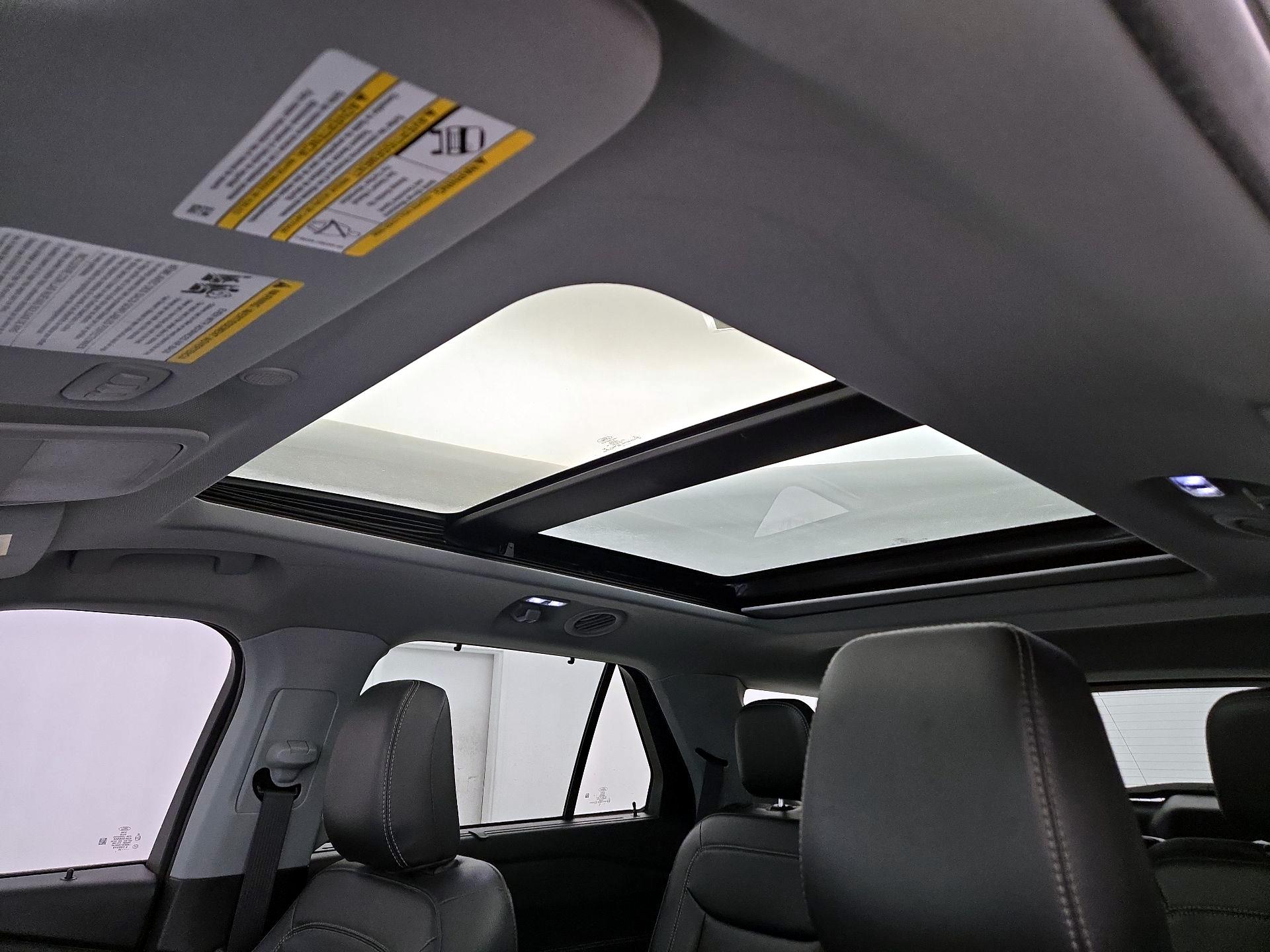 Thumbnail: 2022 Ford Explorer - 20