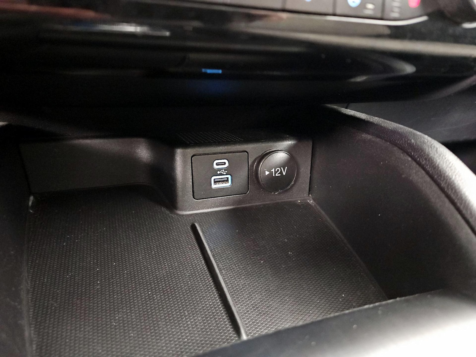 2022 Ford Escape SE - Photo 19