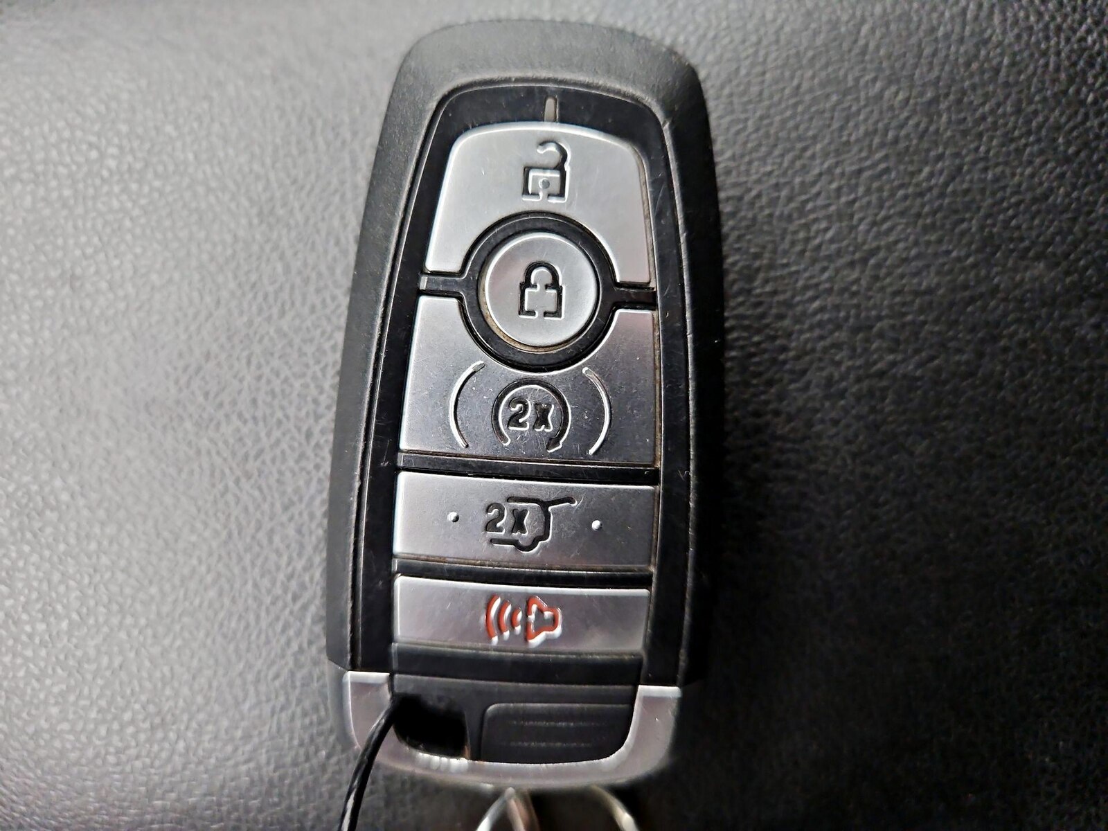 2022 Ford Escape SE - Photo 24