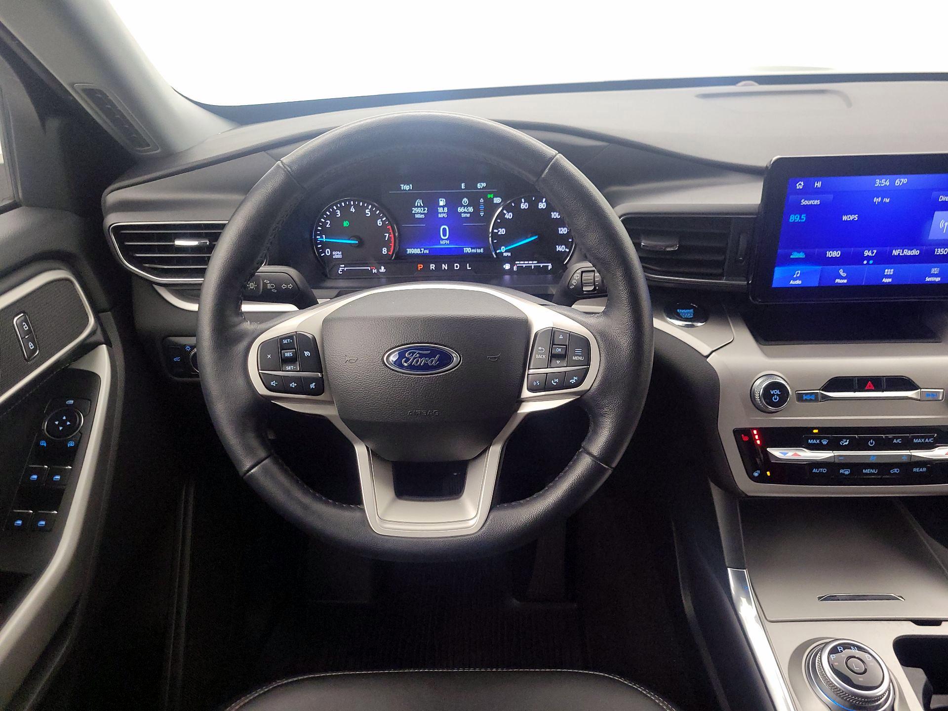 Thumbnail: 2022 Ford Explorer - 10