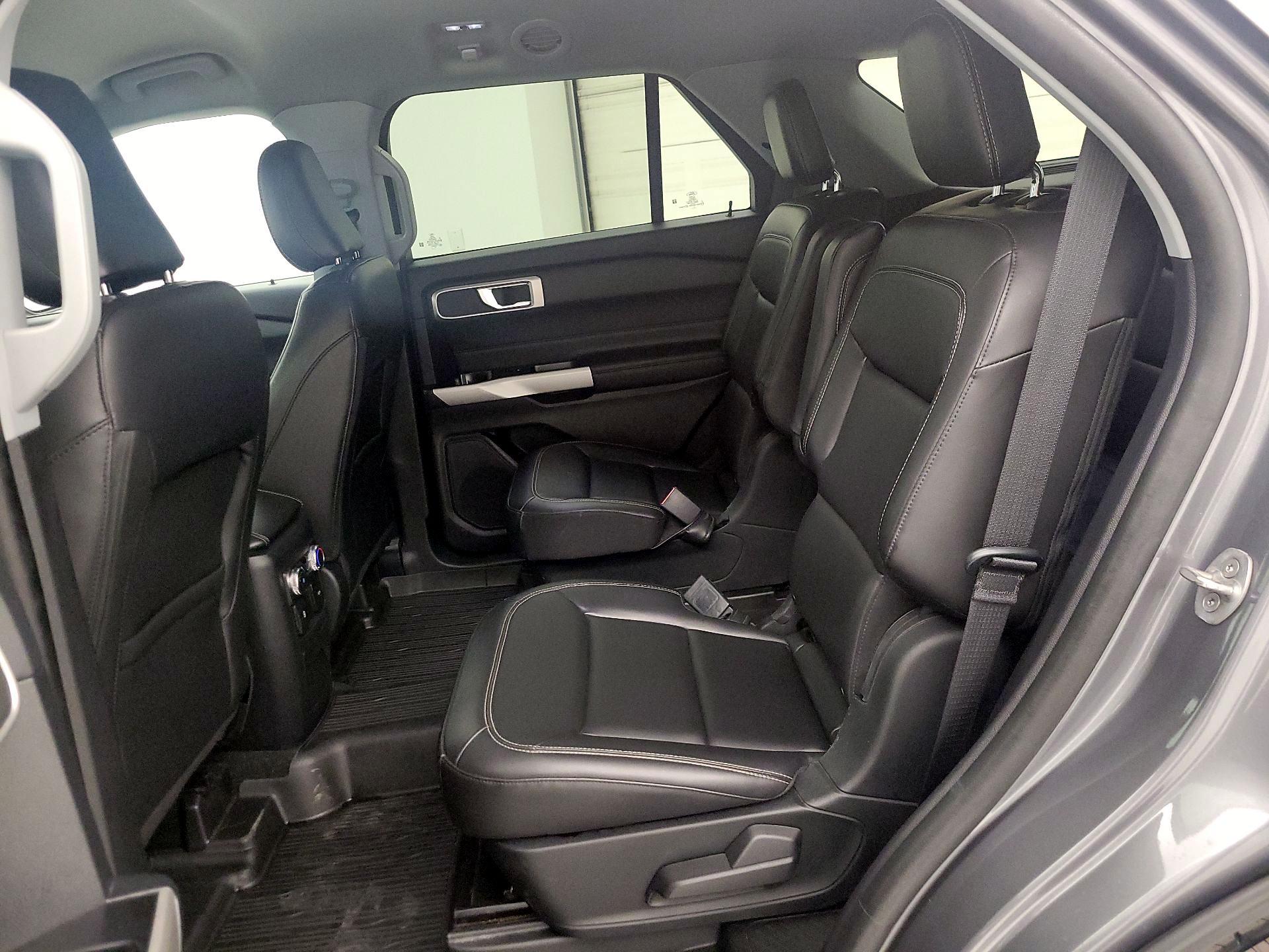 Thumbnail: 2022 Ford Explorer - 20