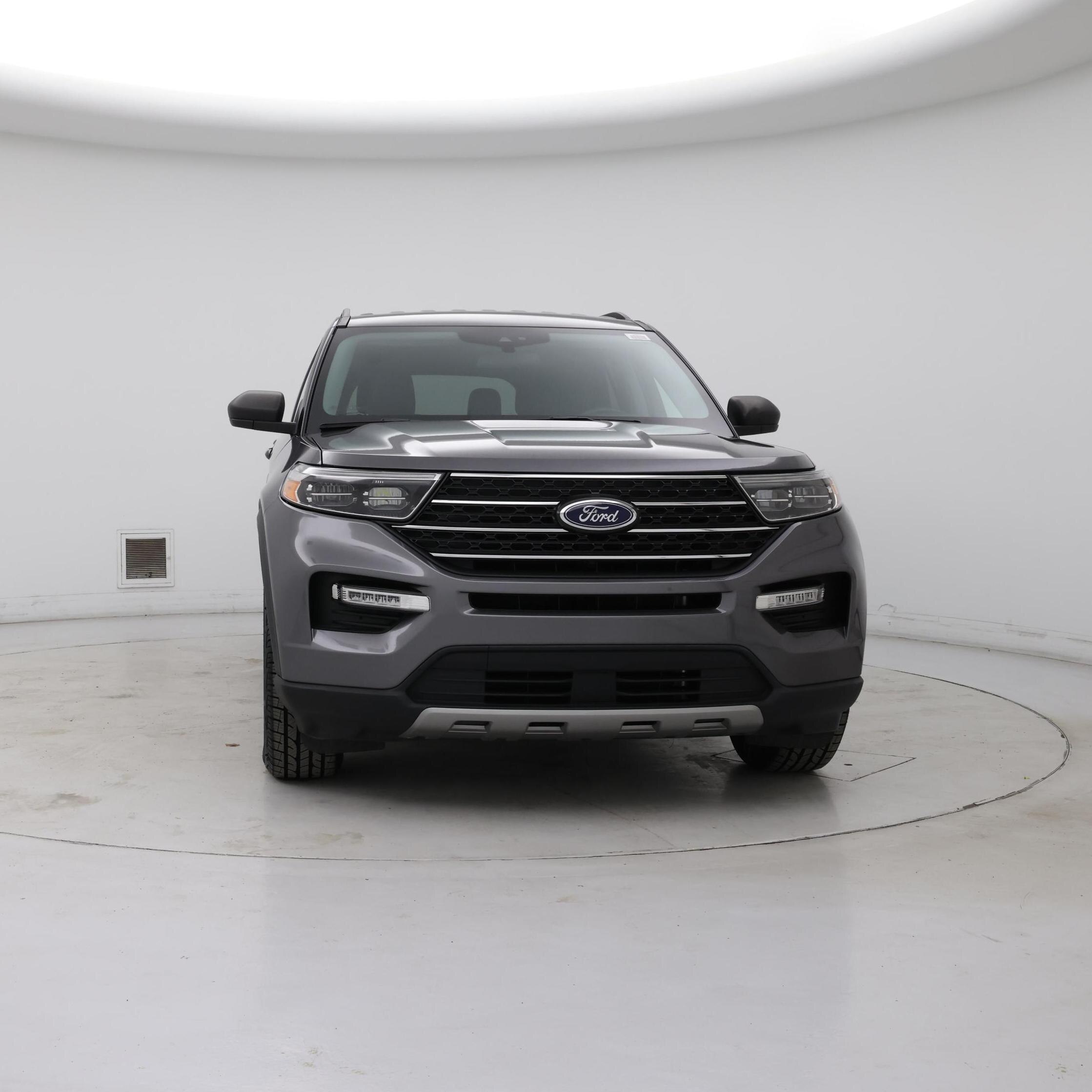 Thumbnail: 2022 Ford Explorer - 5