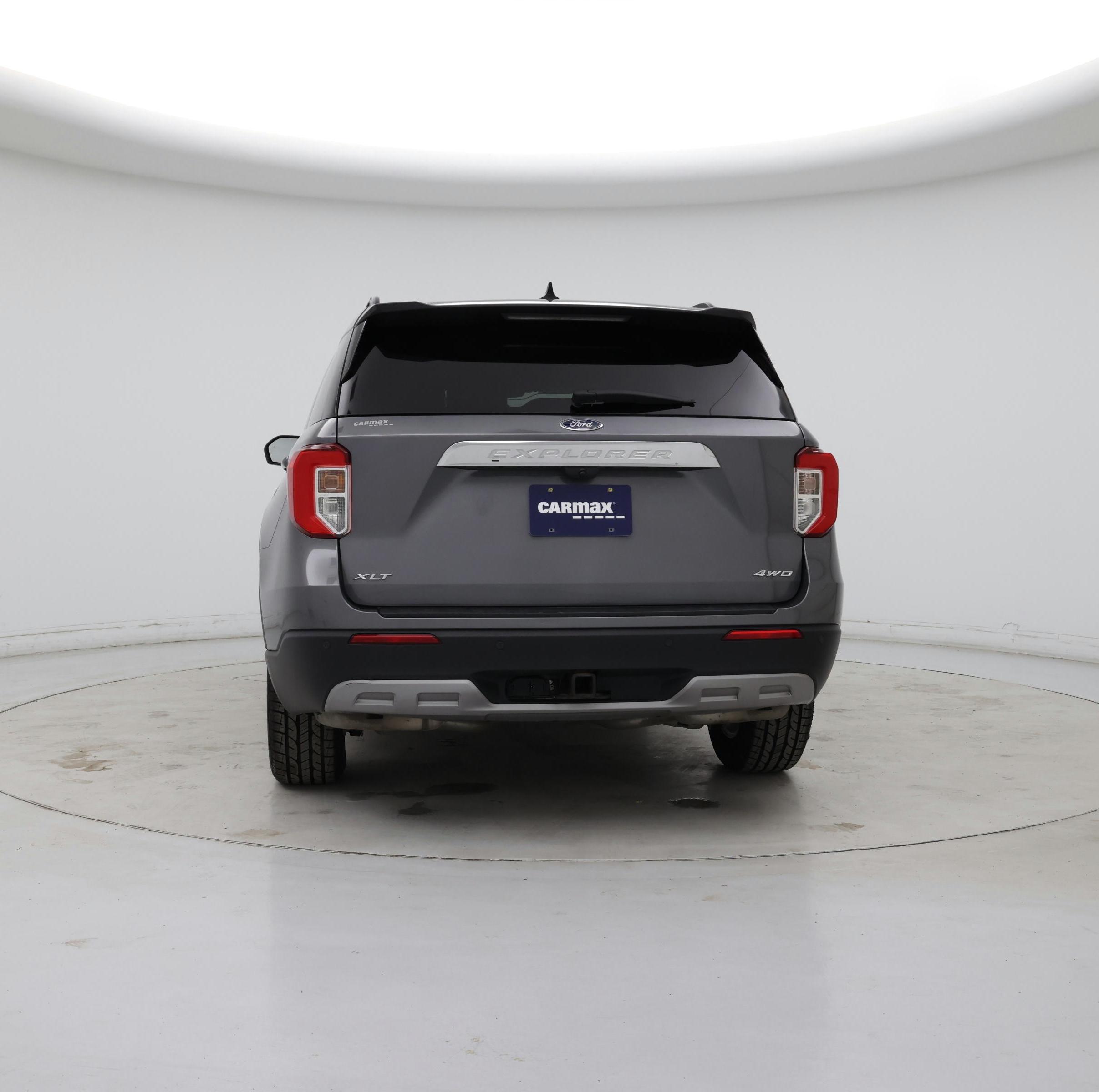 Thumbnail: 2022 Ford Explorer - 6