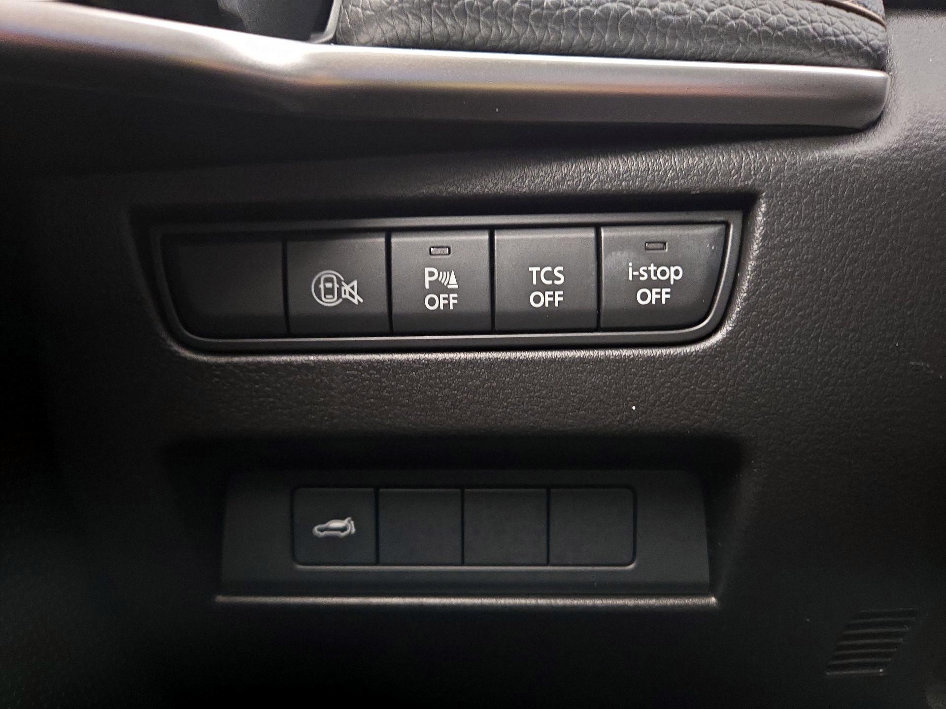 Thumbnail: 2025 Mazda CX-70 - 13