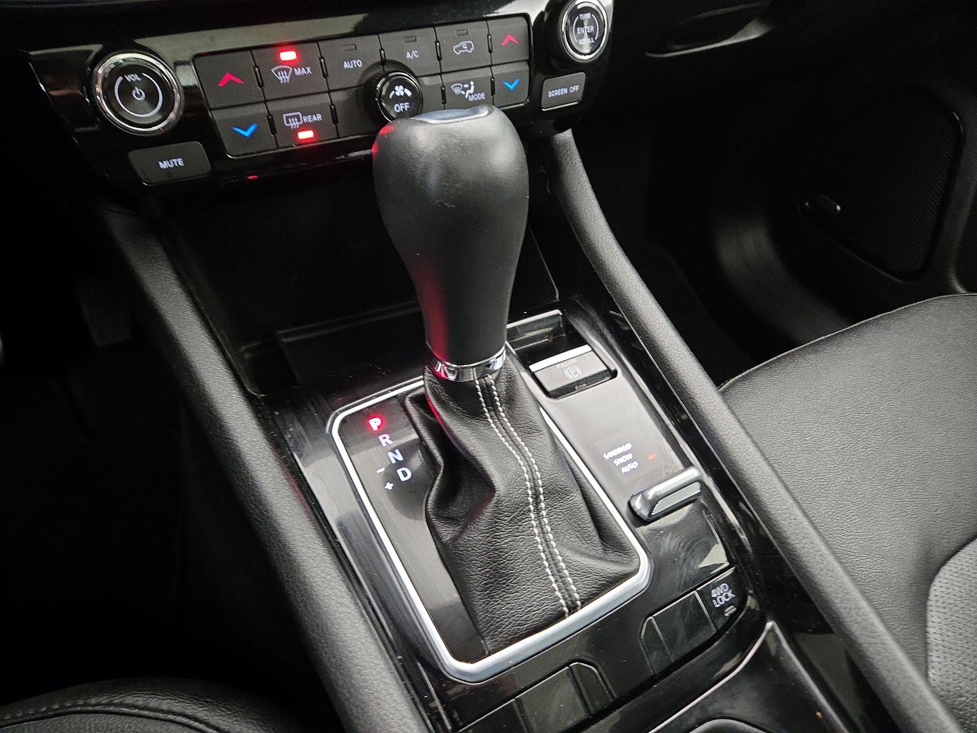 Thumbnail: 2022 Jeep Compass - 18