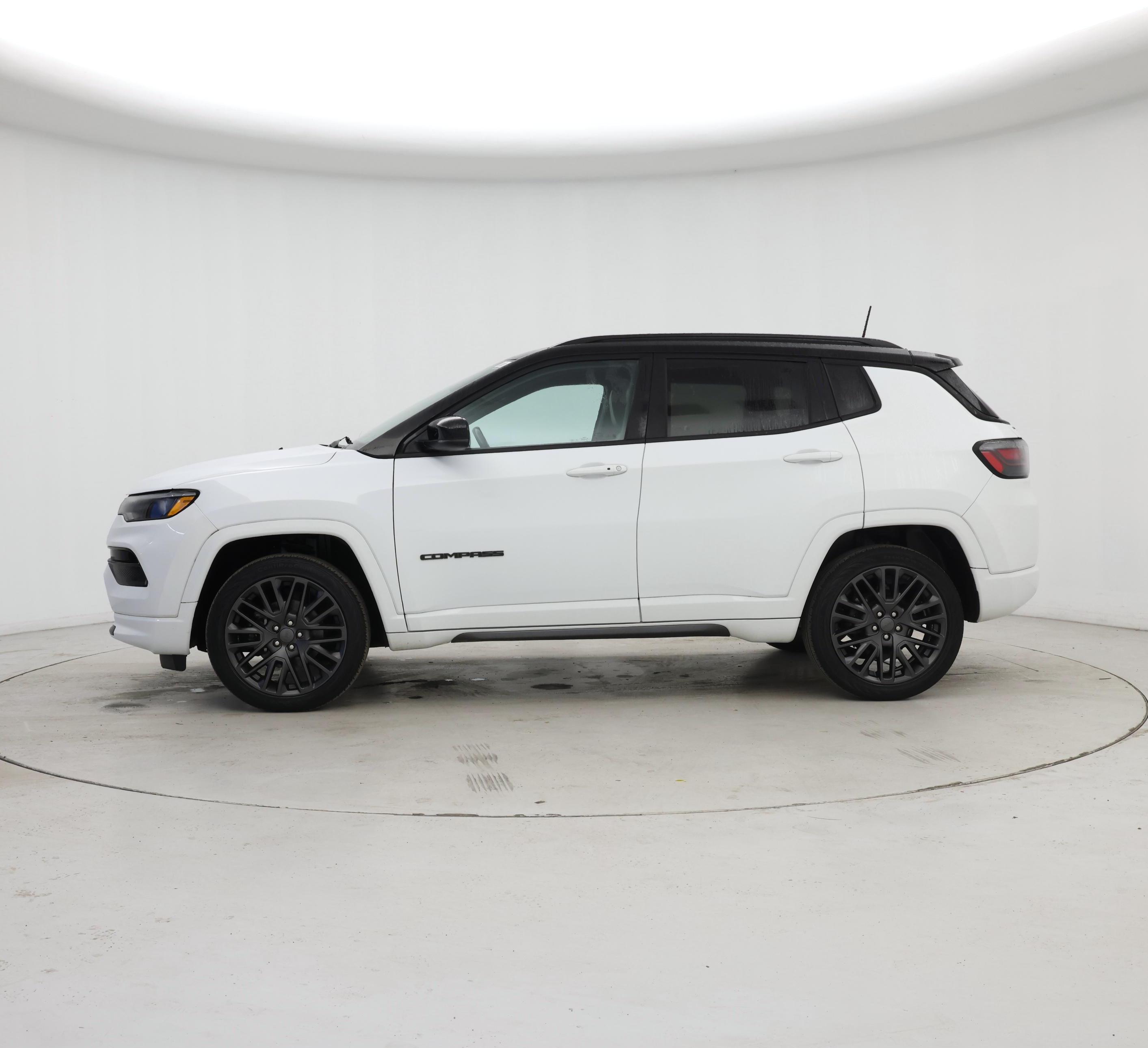 Thumbnail: 2022 Jeep Compass - 3