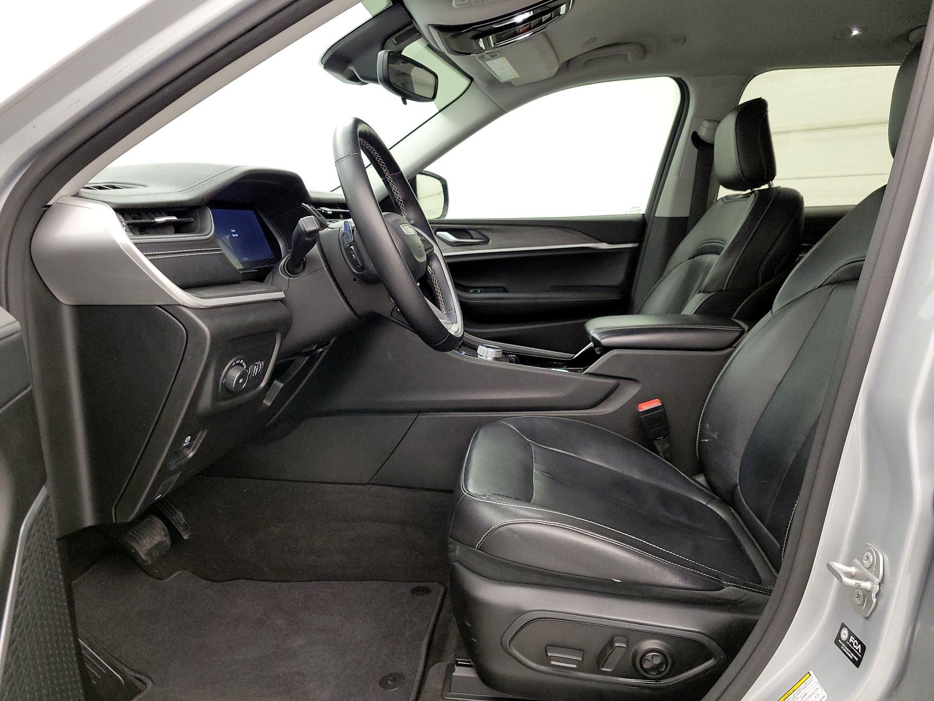 Thumbnail: 2021 Jeep Grand Cherokee L - 11