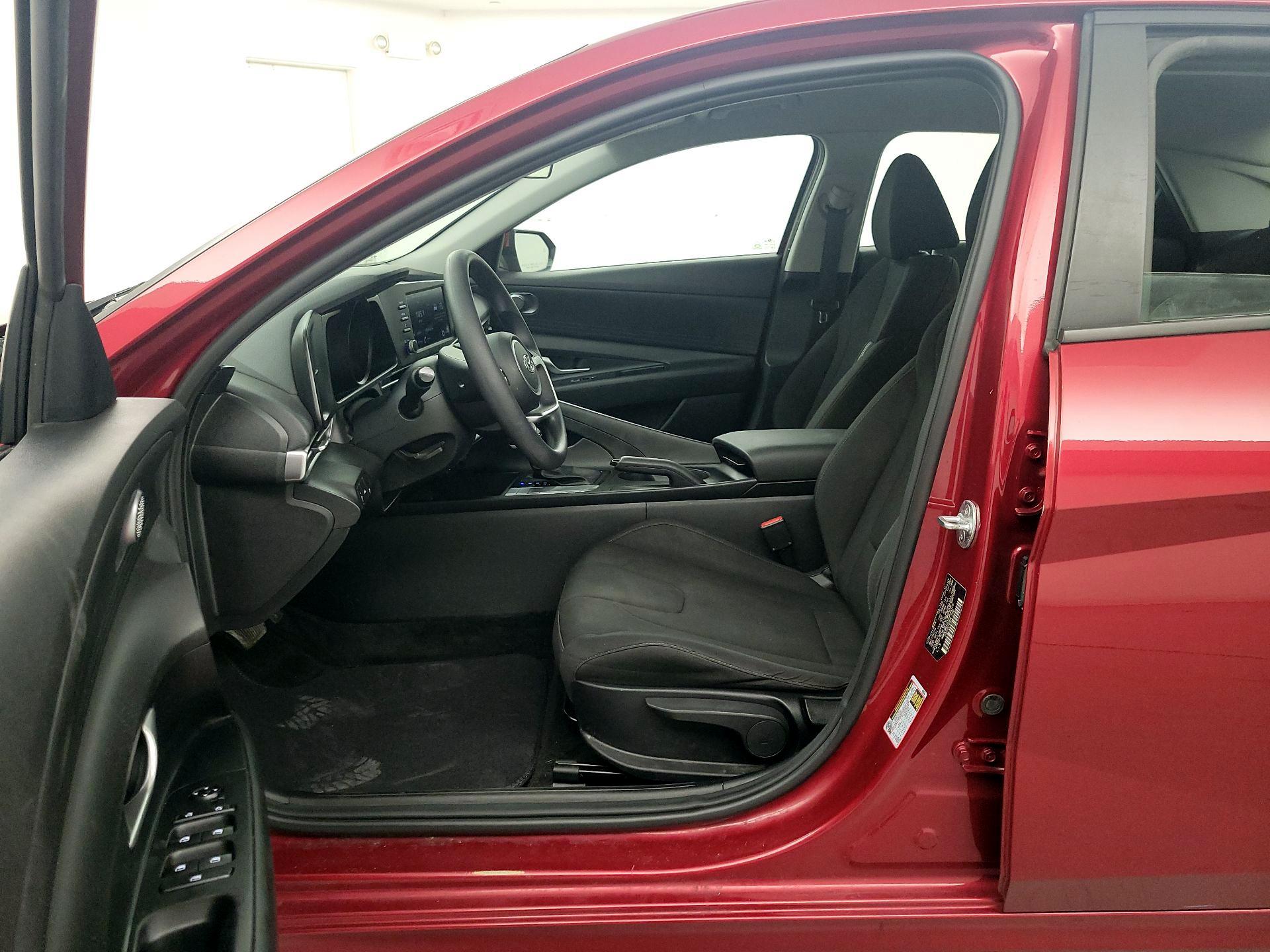 Thumbnail: 2023 Hyundai Elantra - 11