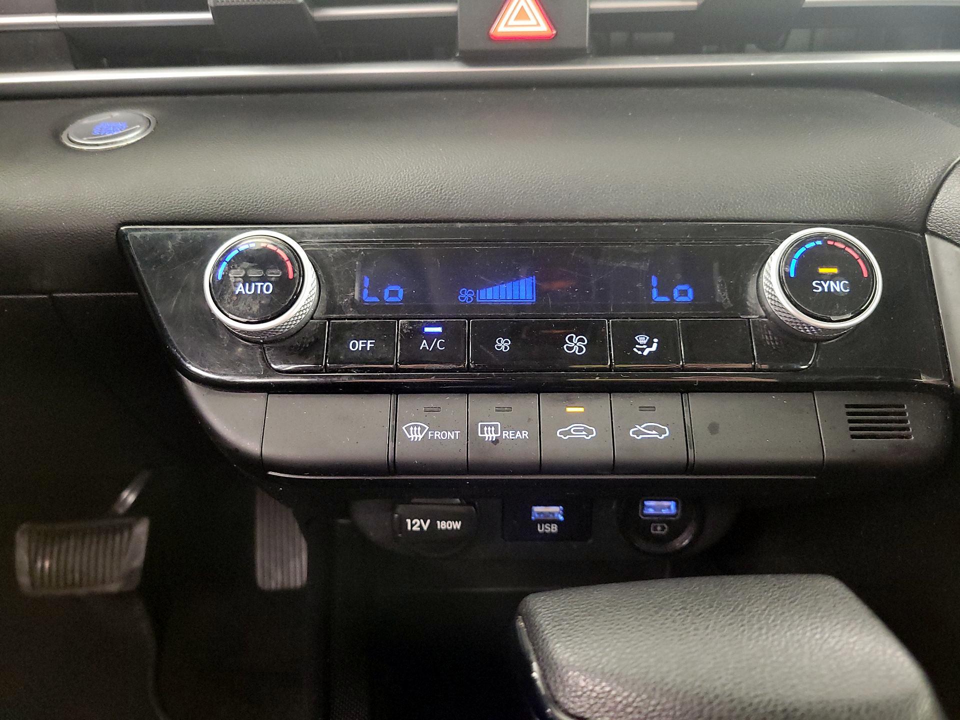 Thumbnail: 2023 Hyundai Elantra - 16