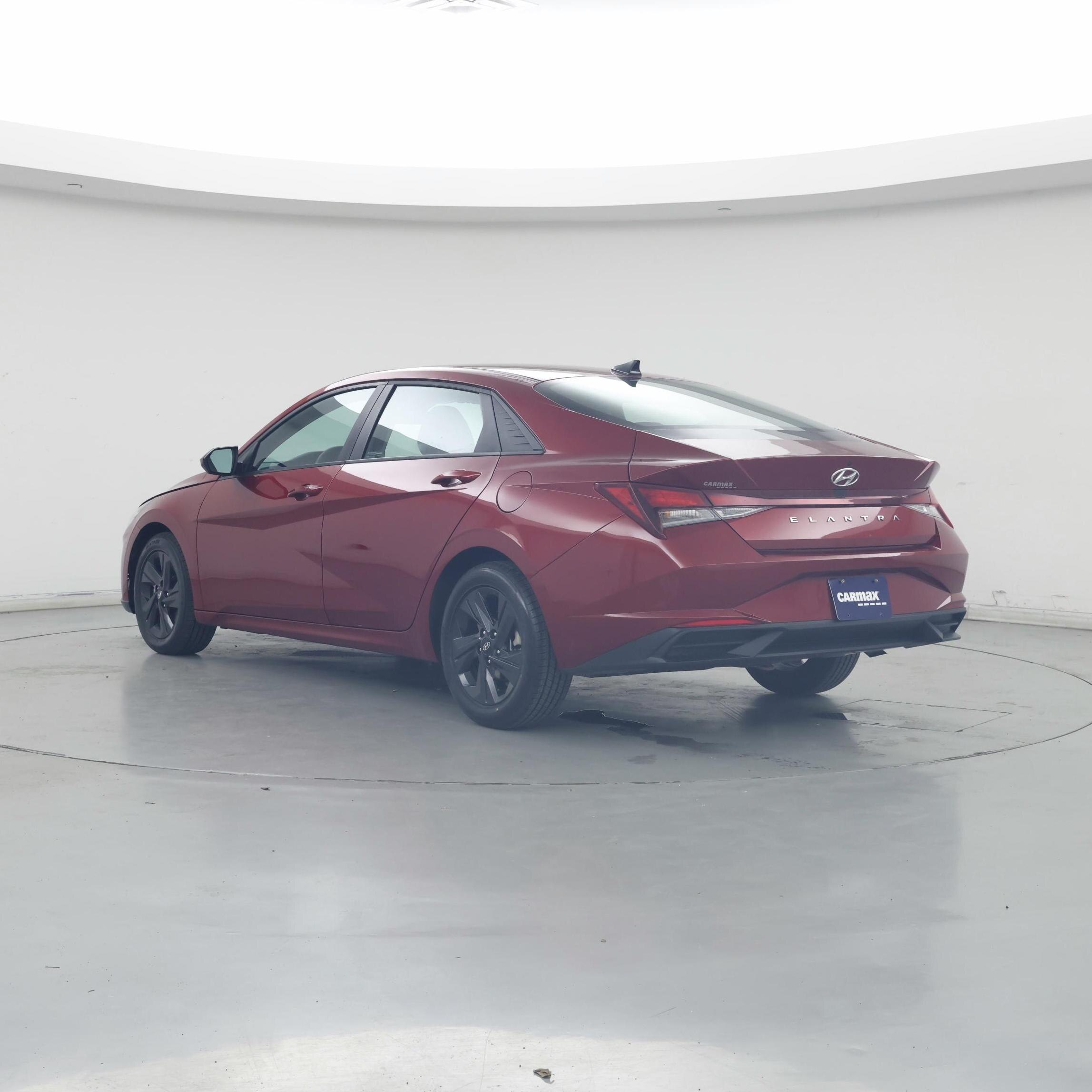 Thumbnail: 2023 Hyundai Elantra - 2