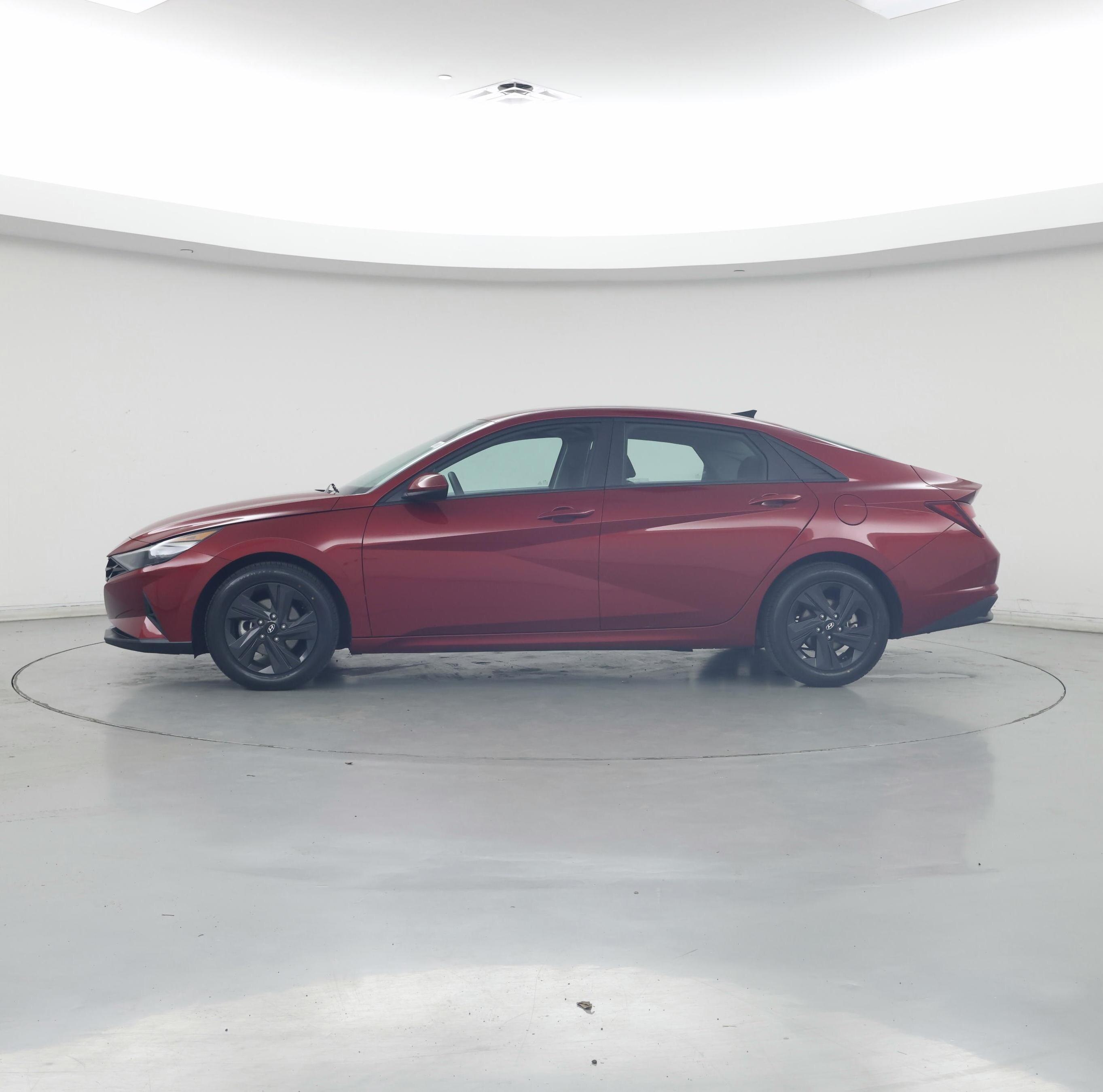 Thumbnail: 2023 Hyundai Elantra - 3