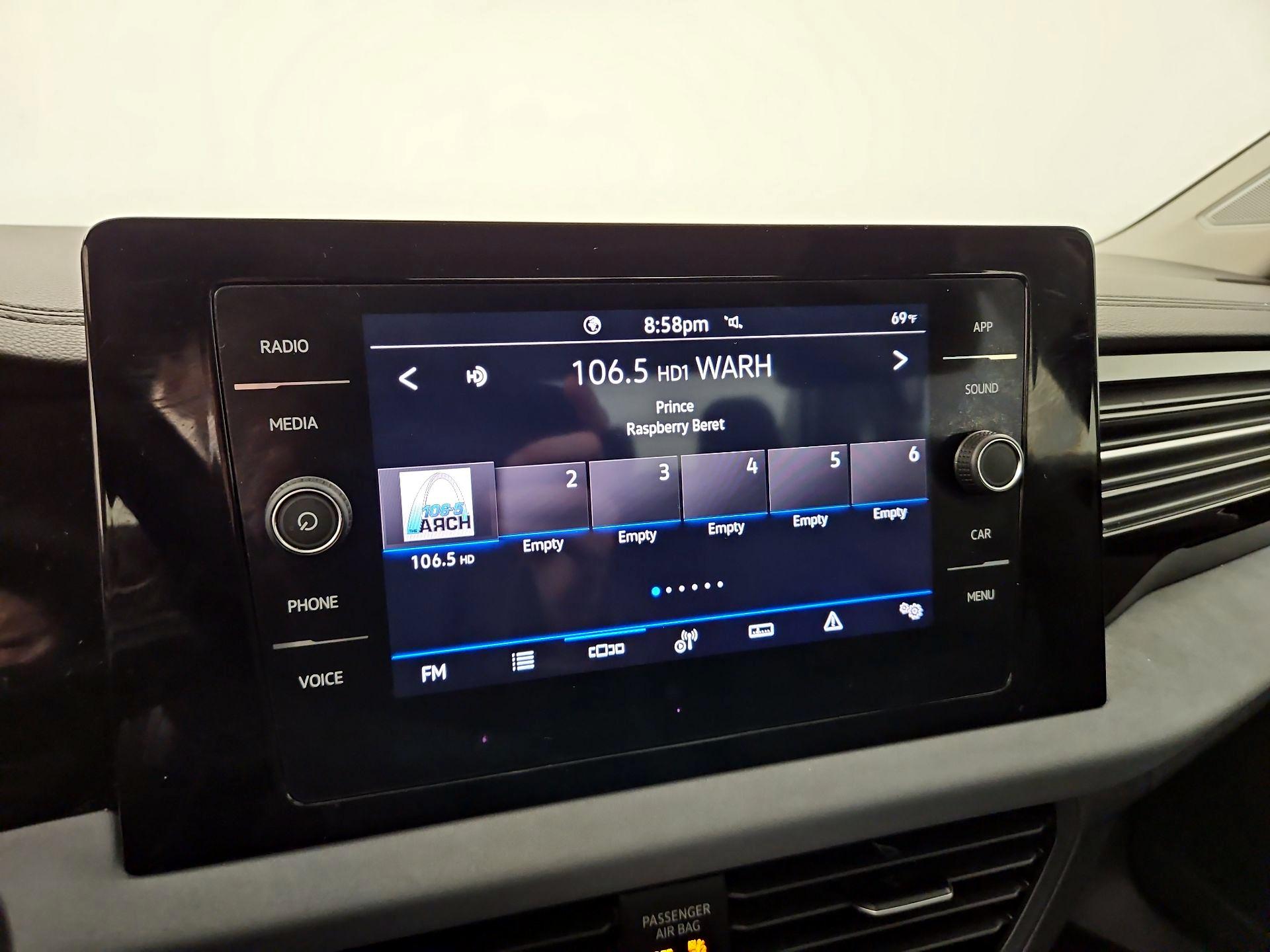 Thumbnail: 2025 Volkswagen Jetta - 15