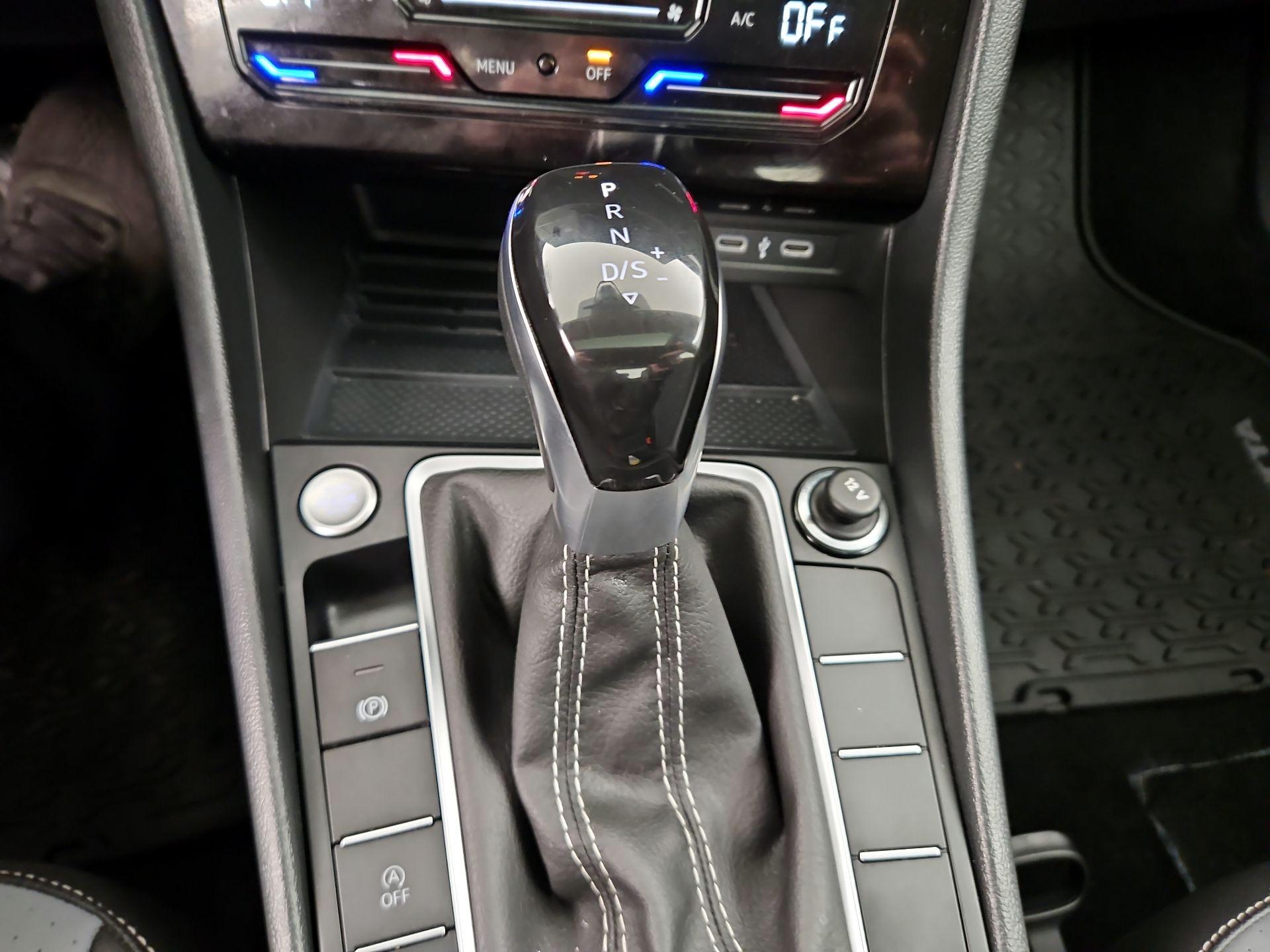 Thumbnail: 2025 Volkswagen Jetta - 17