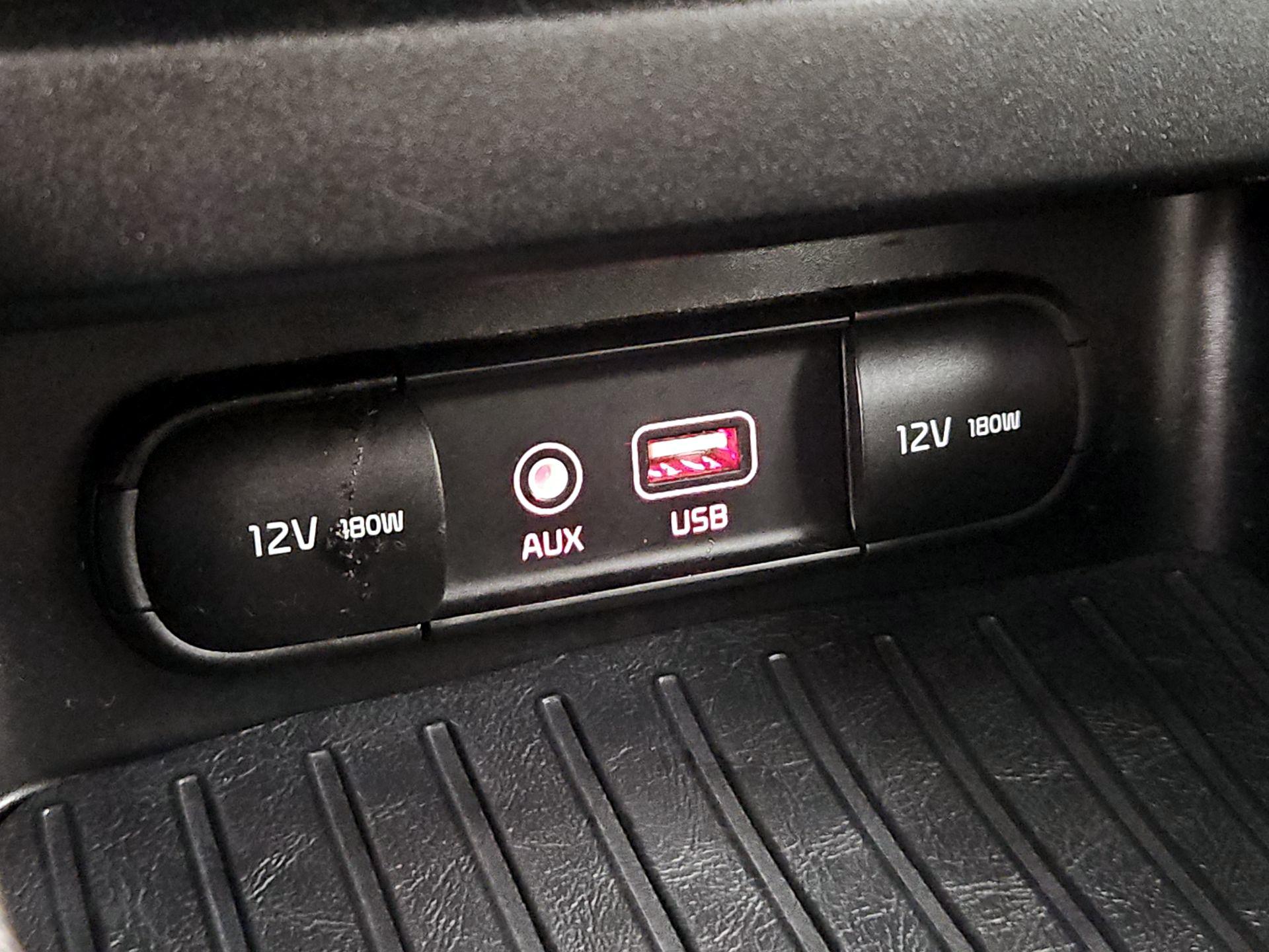 Thumbnail: 2021 Kia Forte - 18