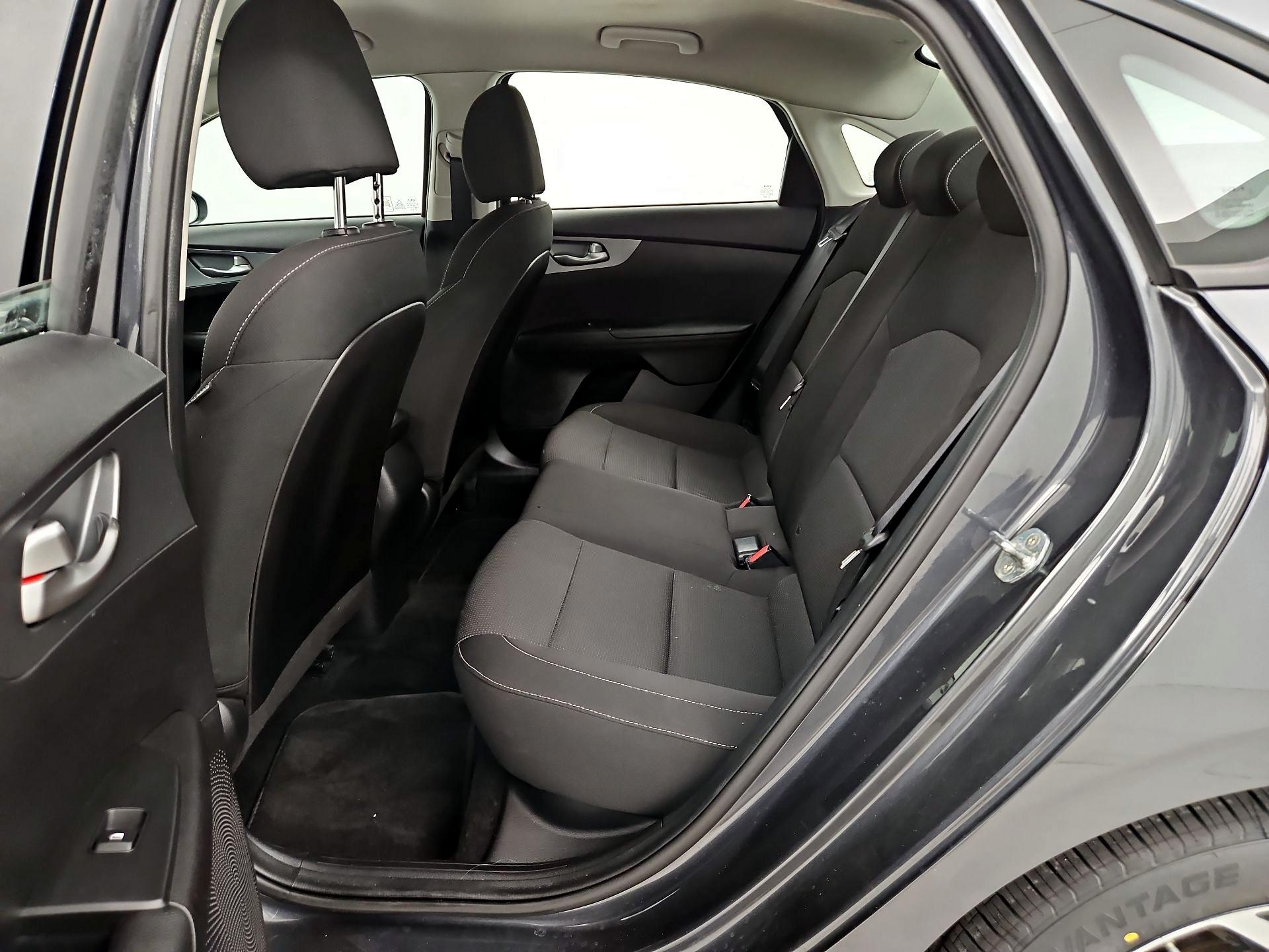 Thumbnail: 2021 Kia Forte - 19