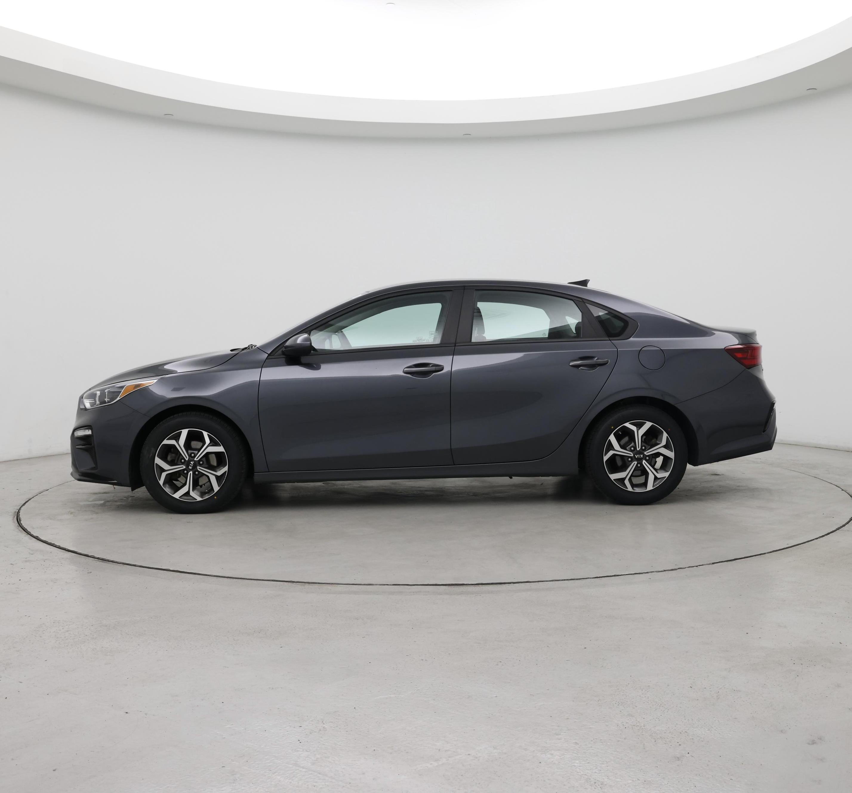 Thumbnail: 2021 Kia Forte - 3
