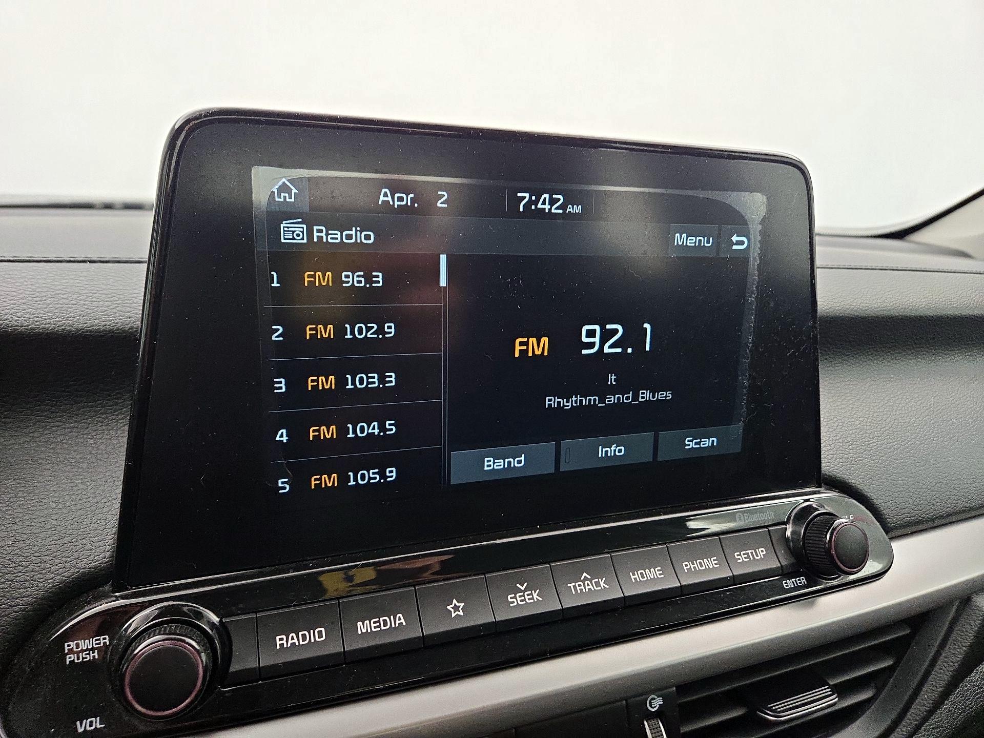 Thumbnail: 2020 Kia Forte - 15