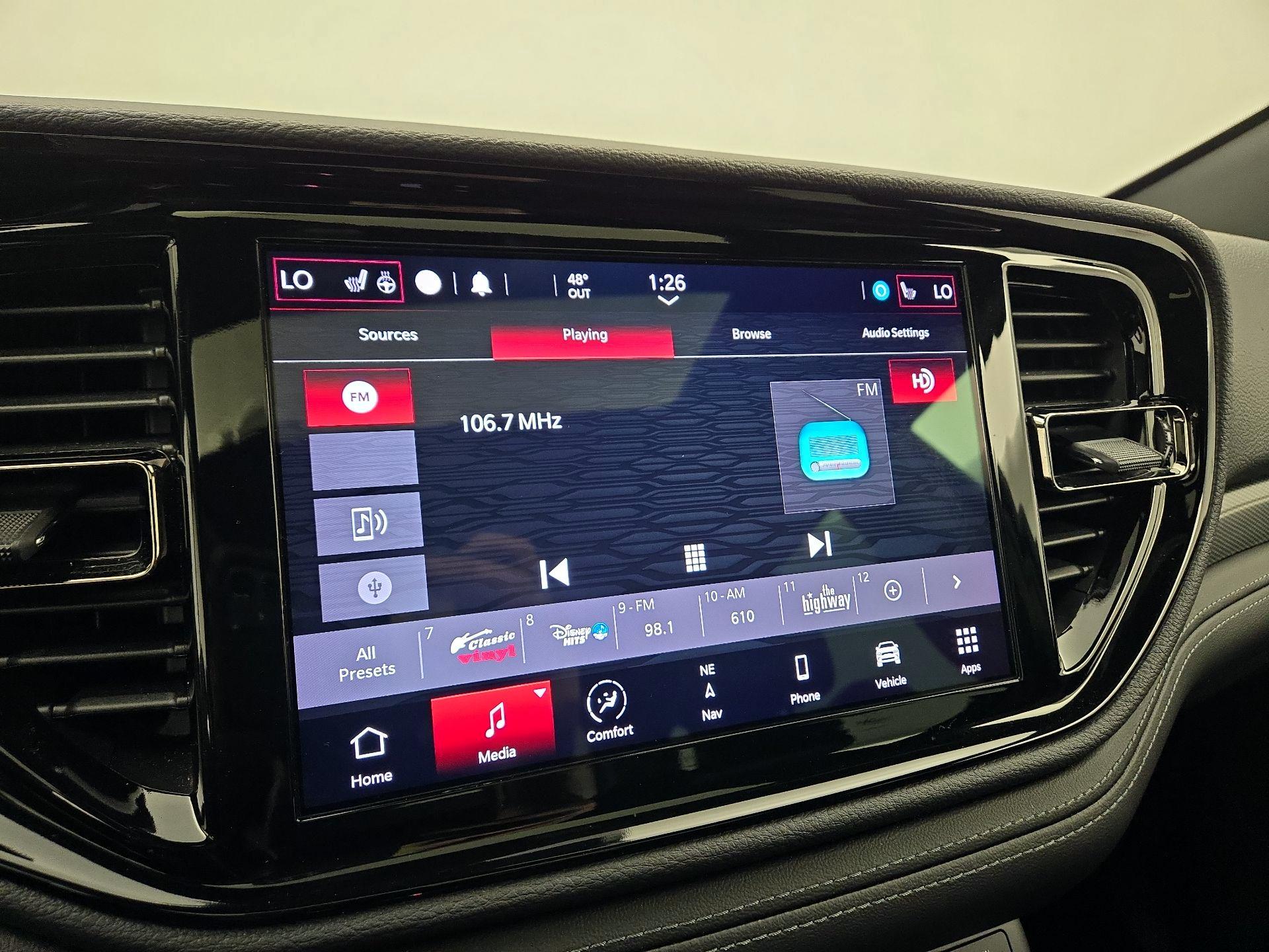 Thumbnail: 2022 Dodge Durango - 16