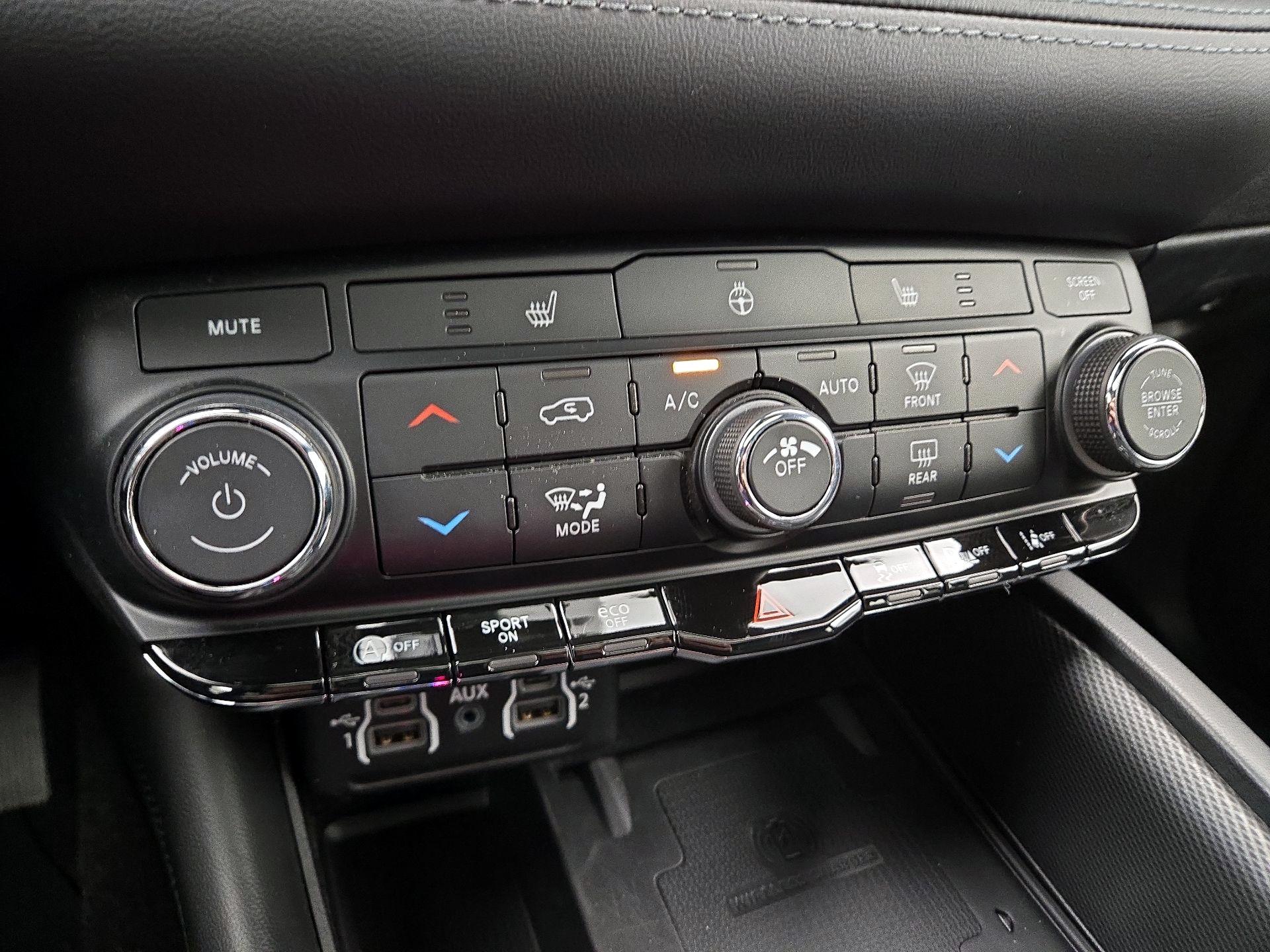 Thumbnail: 2022 Dodge Durango - 17