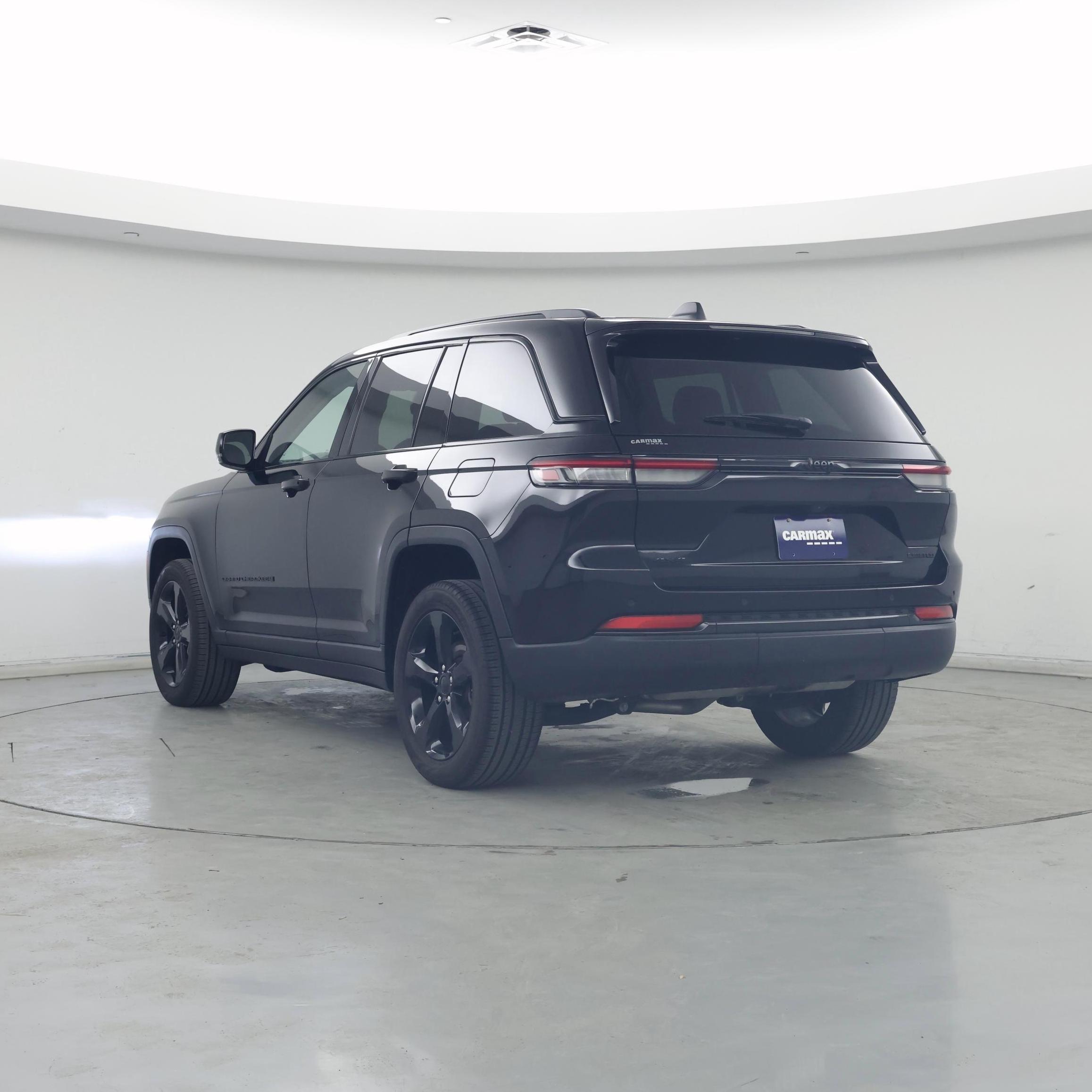 Thumbnail: 2023 Jeep Grand Cherokee - 2