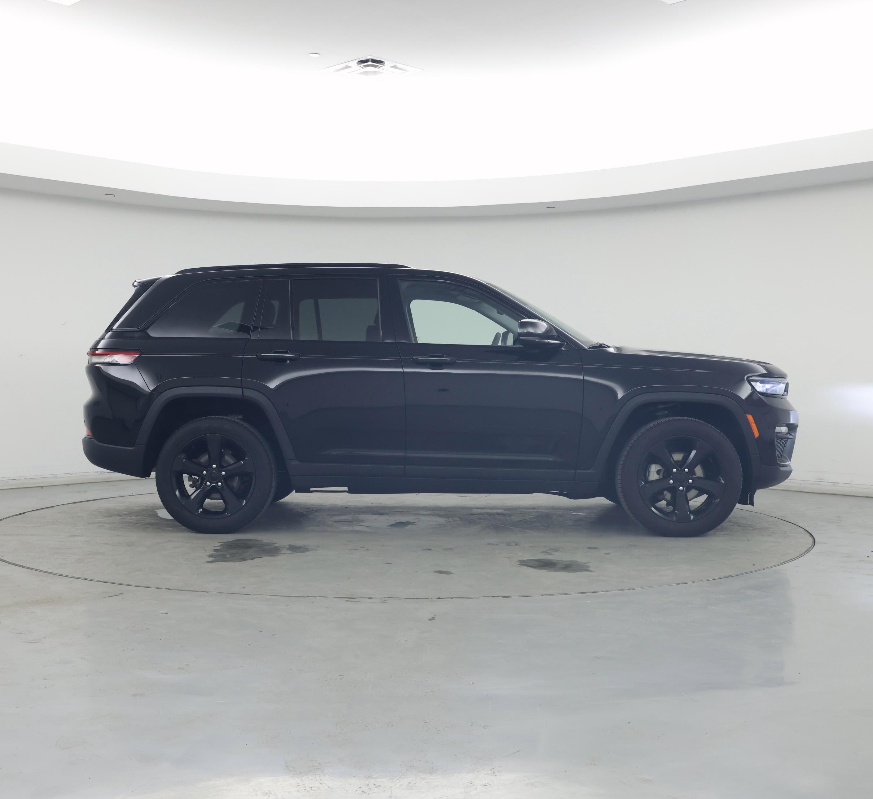 Thumbnail: 2023 Jeep Grand Cherokee - 7