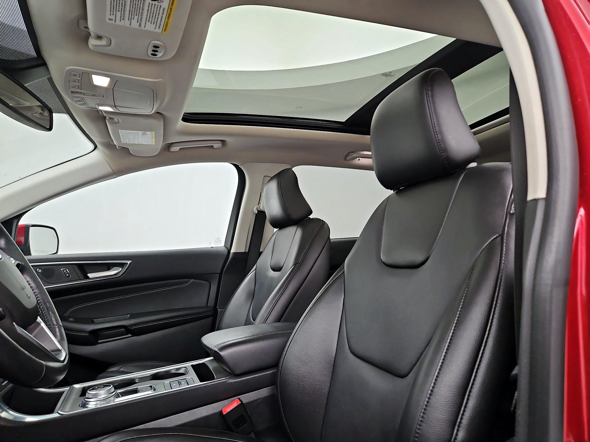 Thumbnail: 2022 Ford Edge - 19