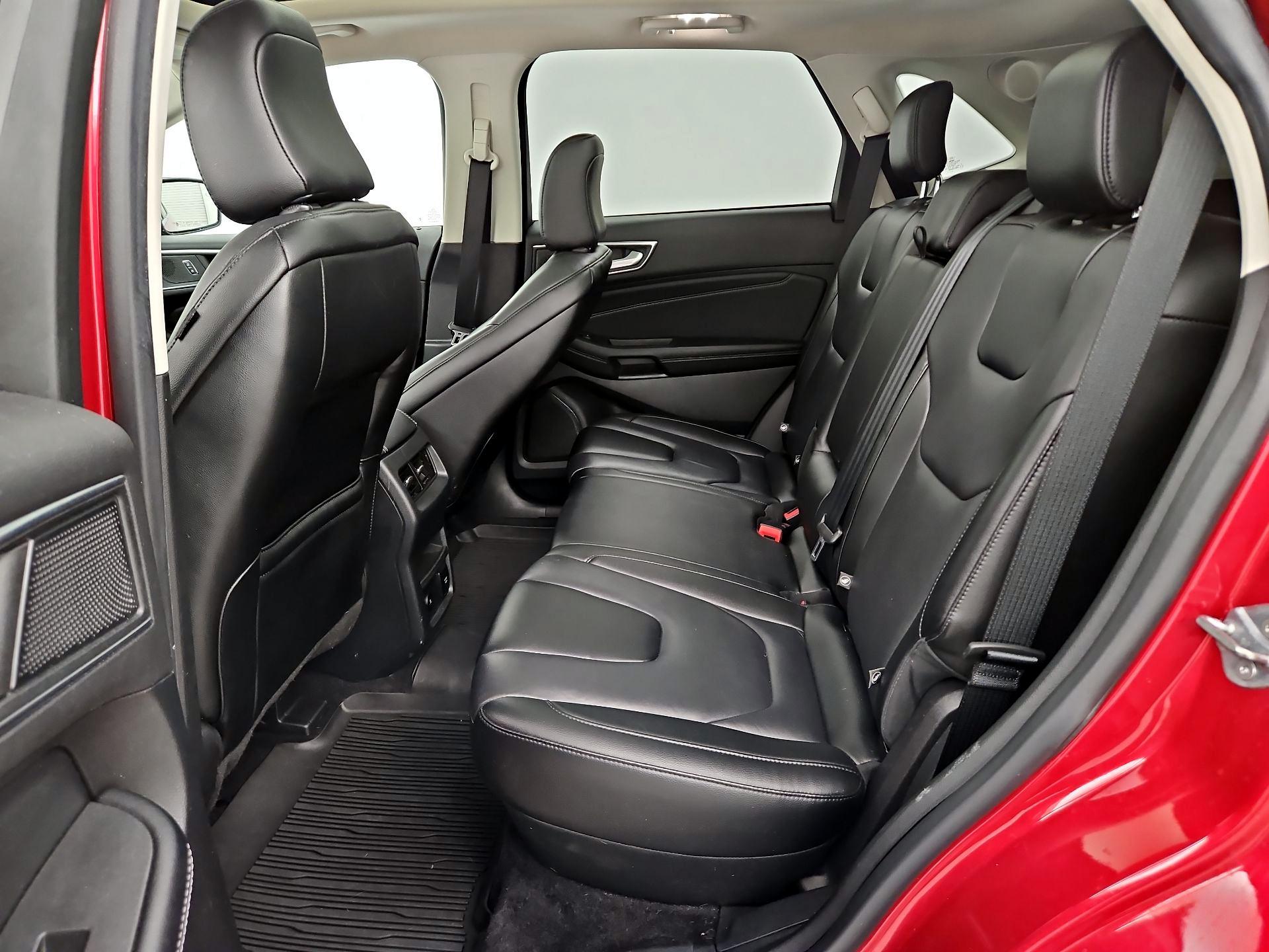 Thumbnail: 2022 Ford Edge - 20