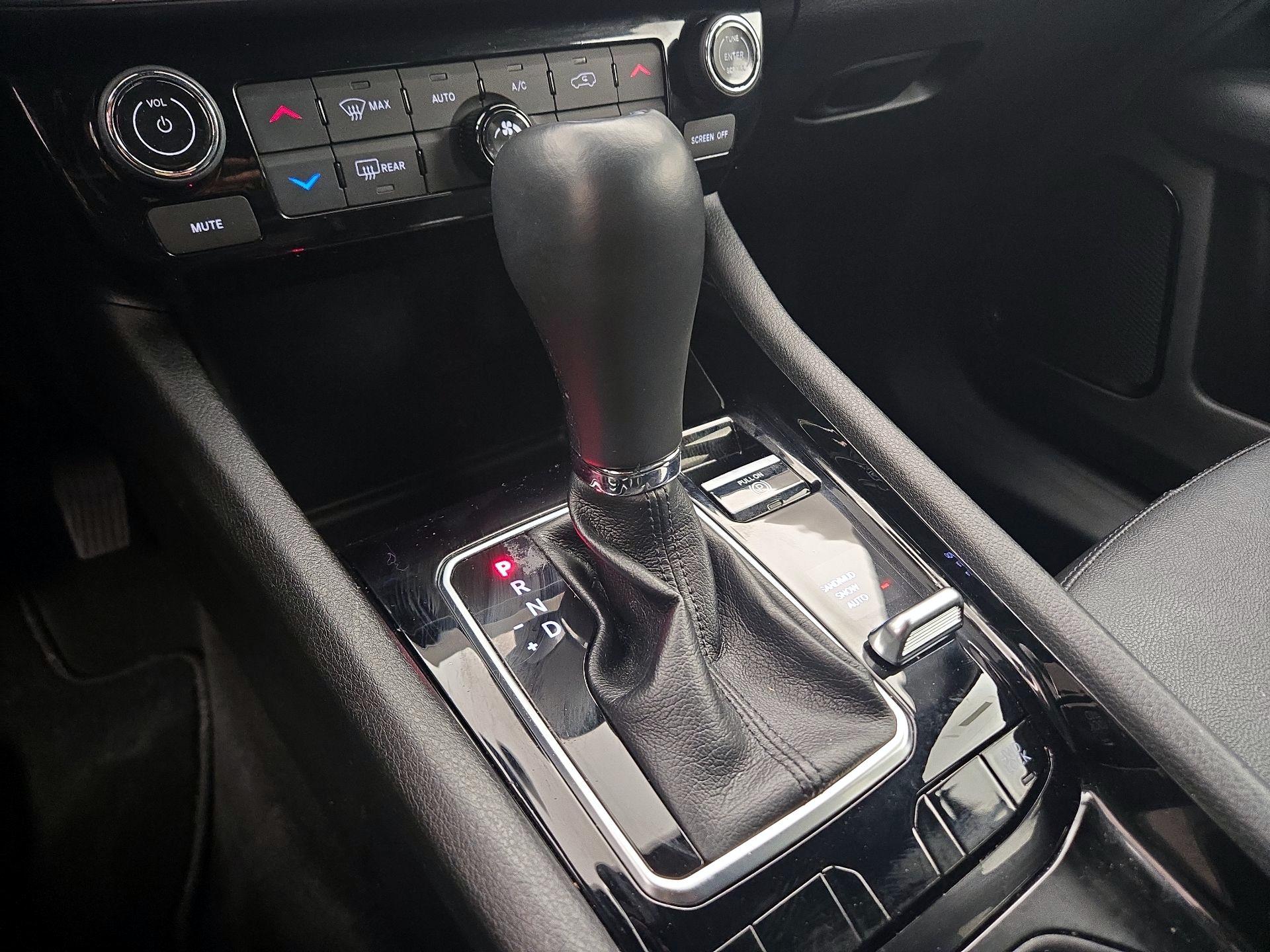 Thumbnail: 2022 Jeep Compass - 17