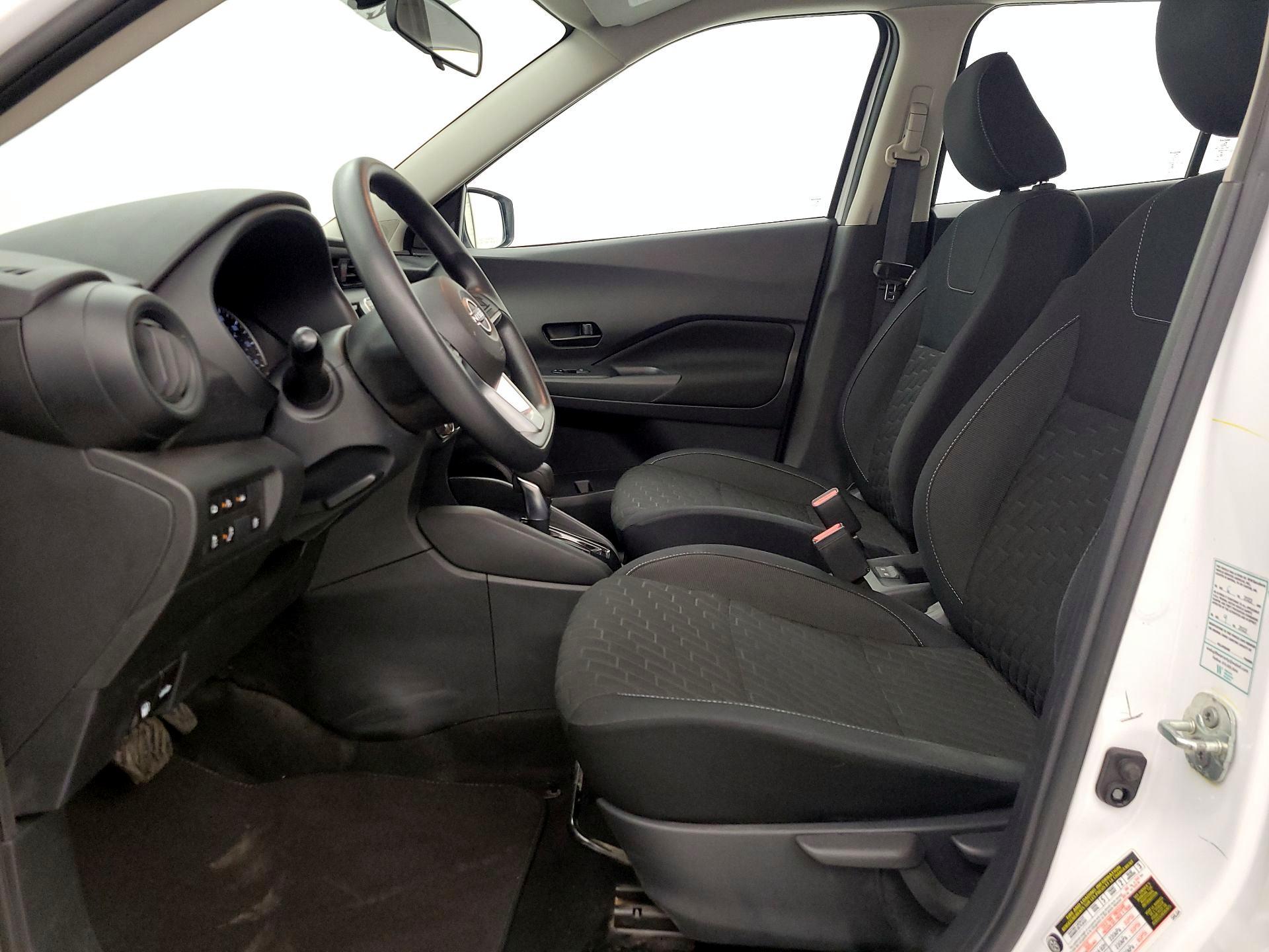 Thumbnail: 2022 Nissan Kicks - 11