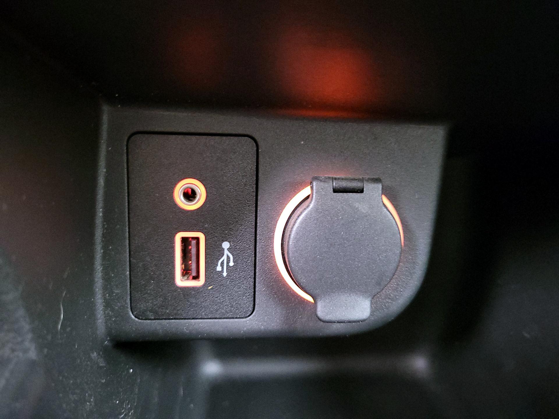 Thumbnail: 2022 Nissan Kicks - 18