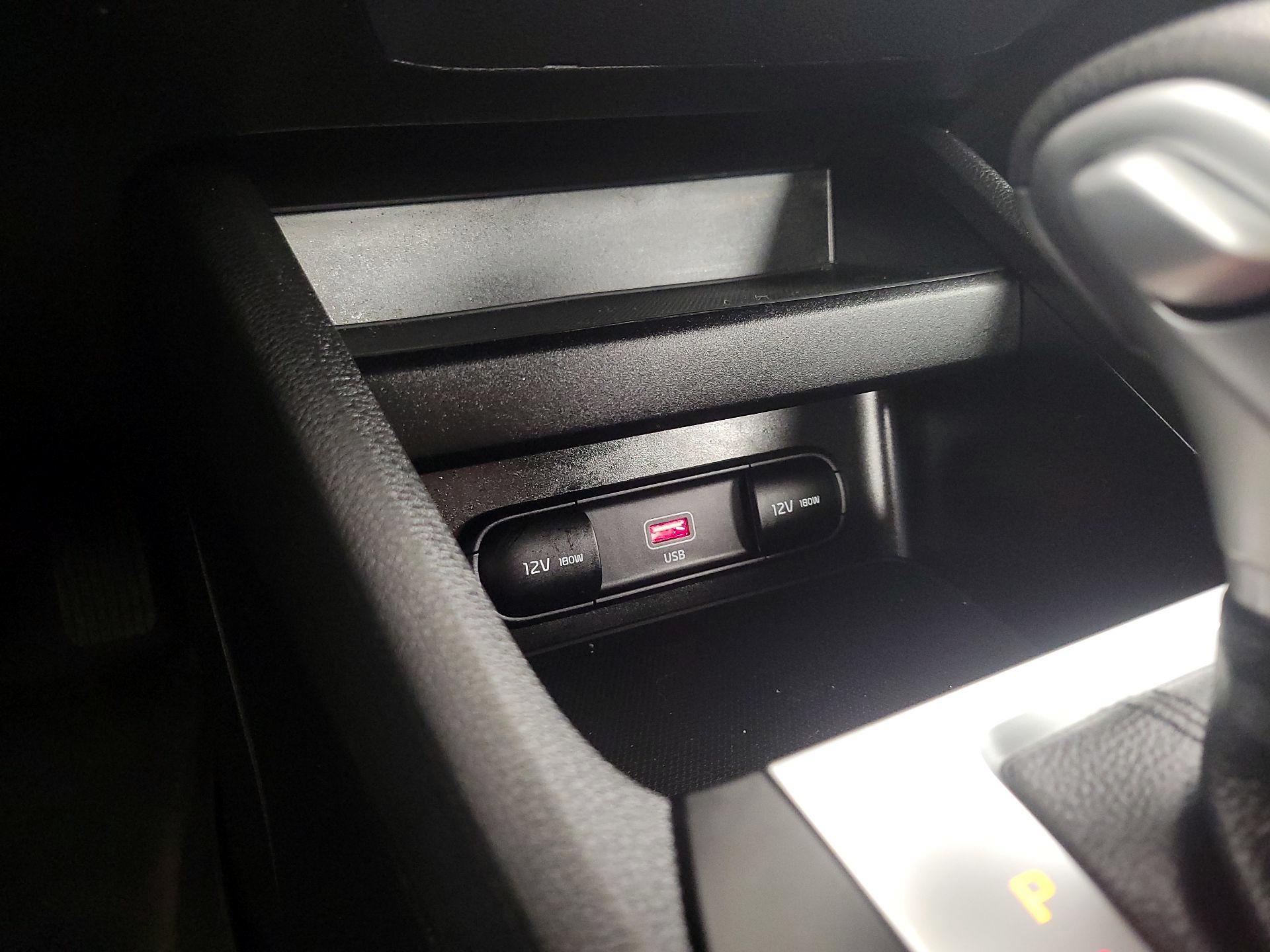 Thumbnail: 2023 Kia Forte - 18