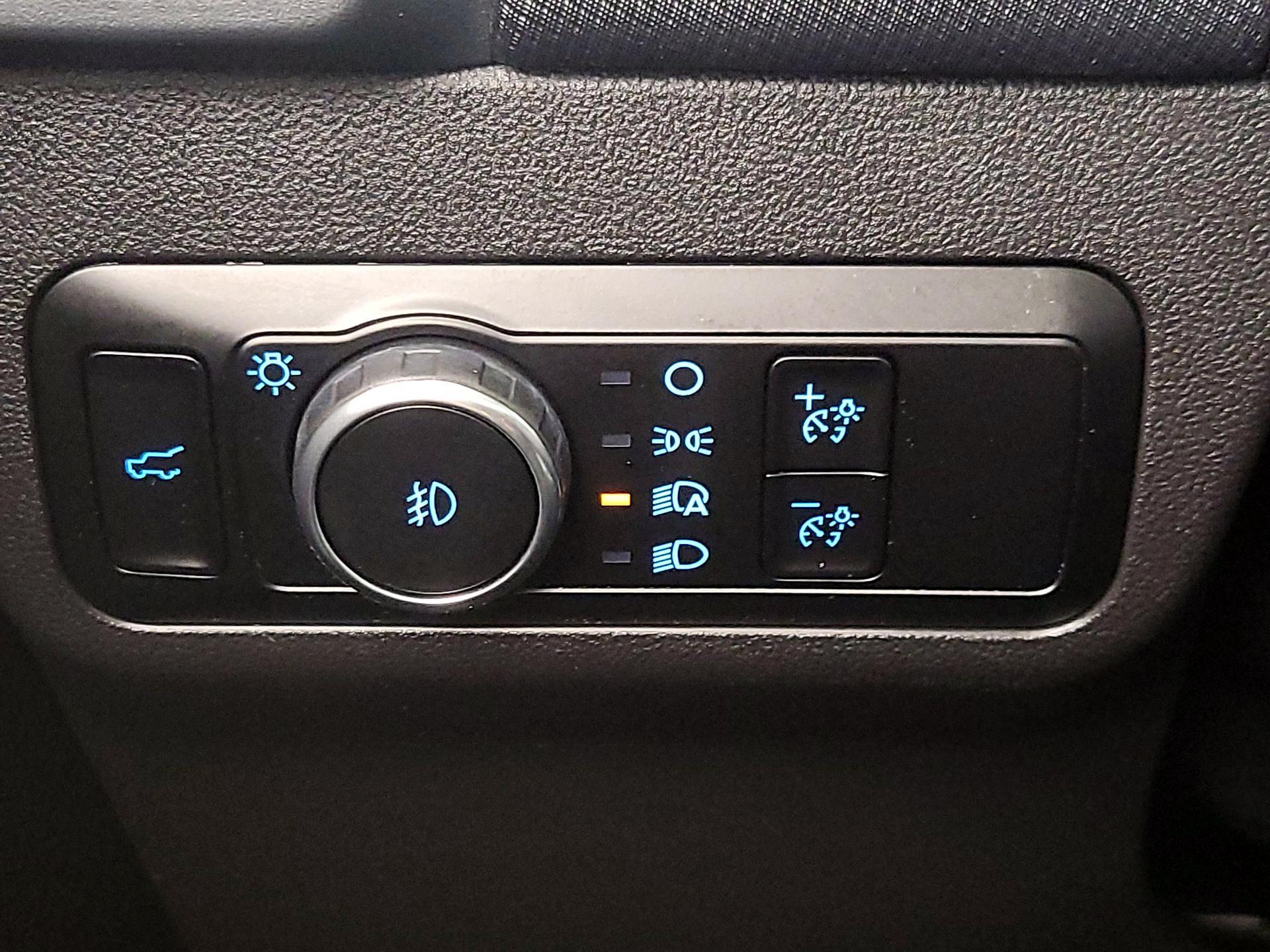 Thumbnail: 2023 Ford Bronco Sport - 13